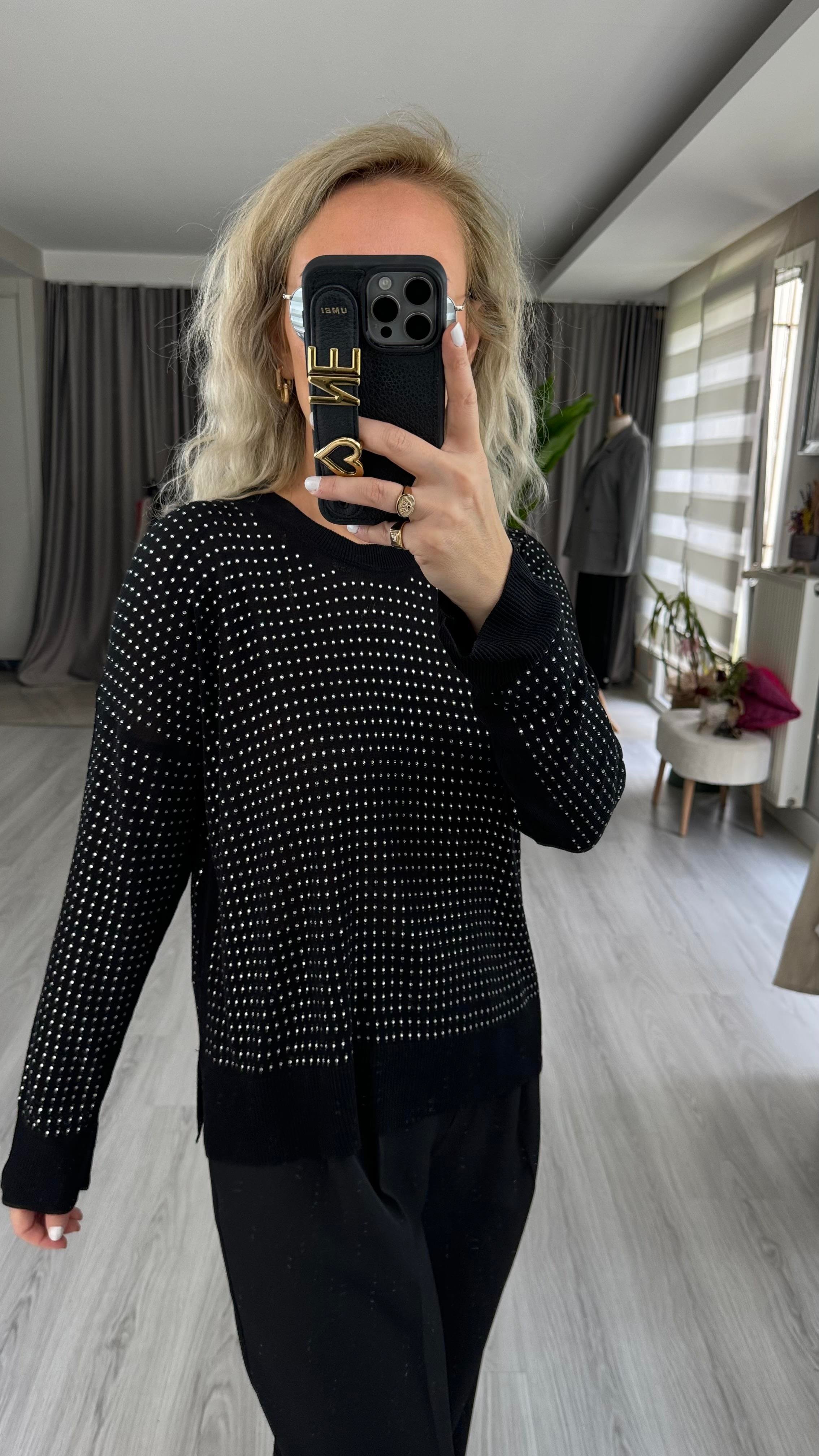 FULL TAŞLI SİYAH MERSERİZE