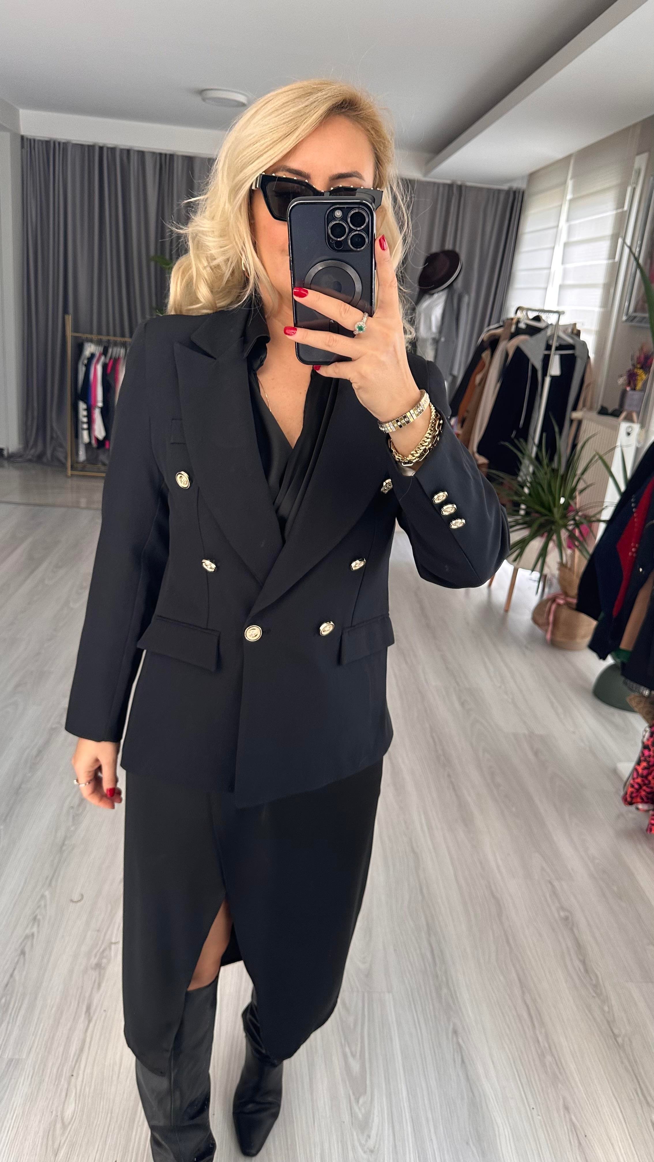 GOLD DÜĞMELİ BLAZER CEKET