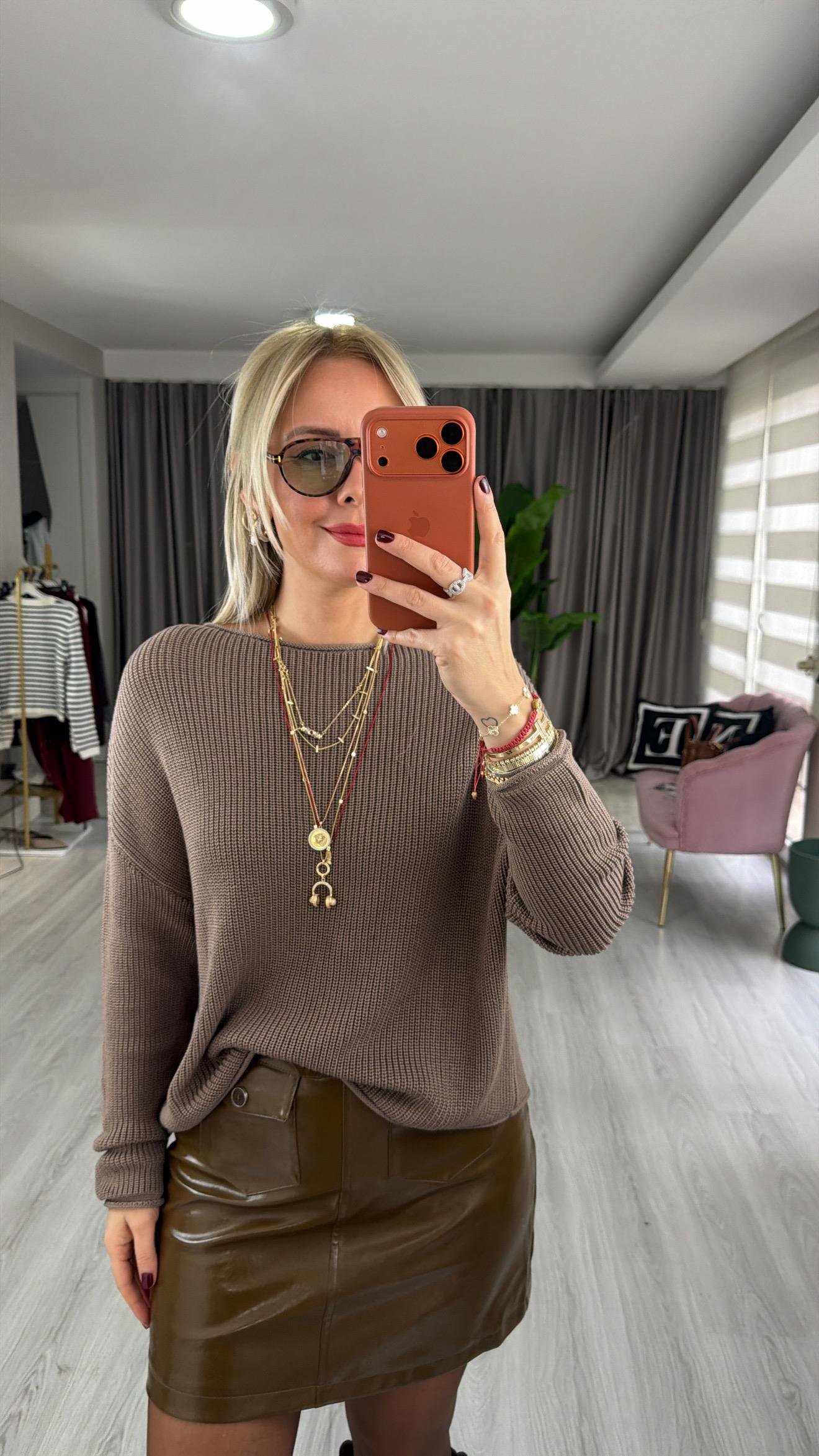 Kayık Yaka Vizon Merserize Triko