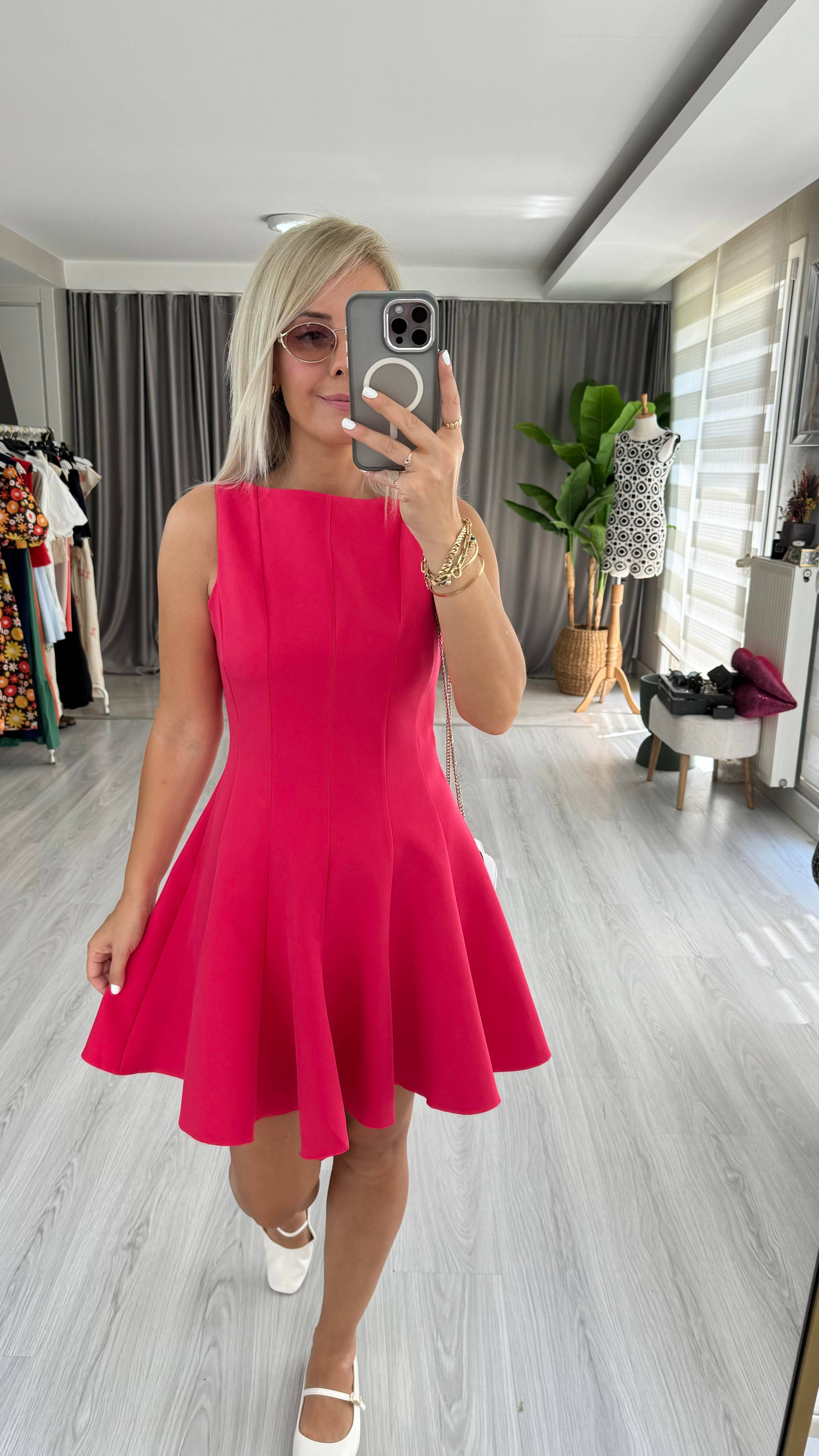 KOLSUZ NAR ÇİÇEĞİ LOLA ELBİSE