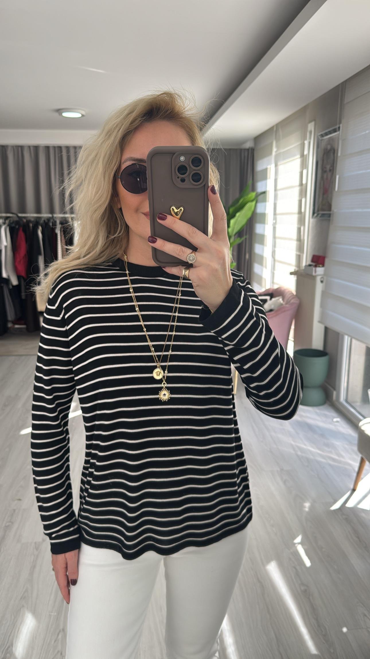 Orijinal Marka Çizgili Siyah Triko