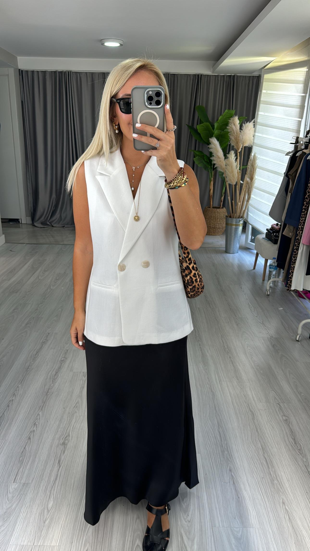 Orjinal Marka Beyaz Yelek