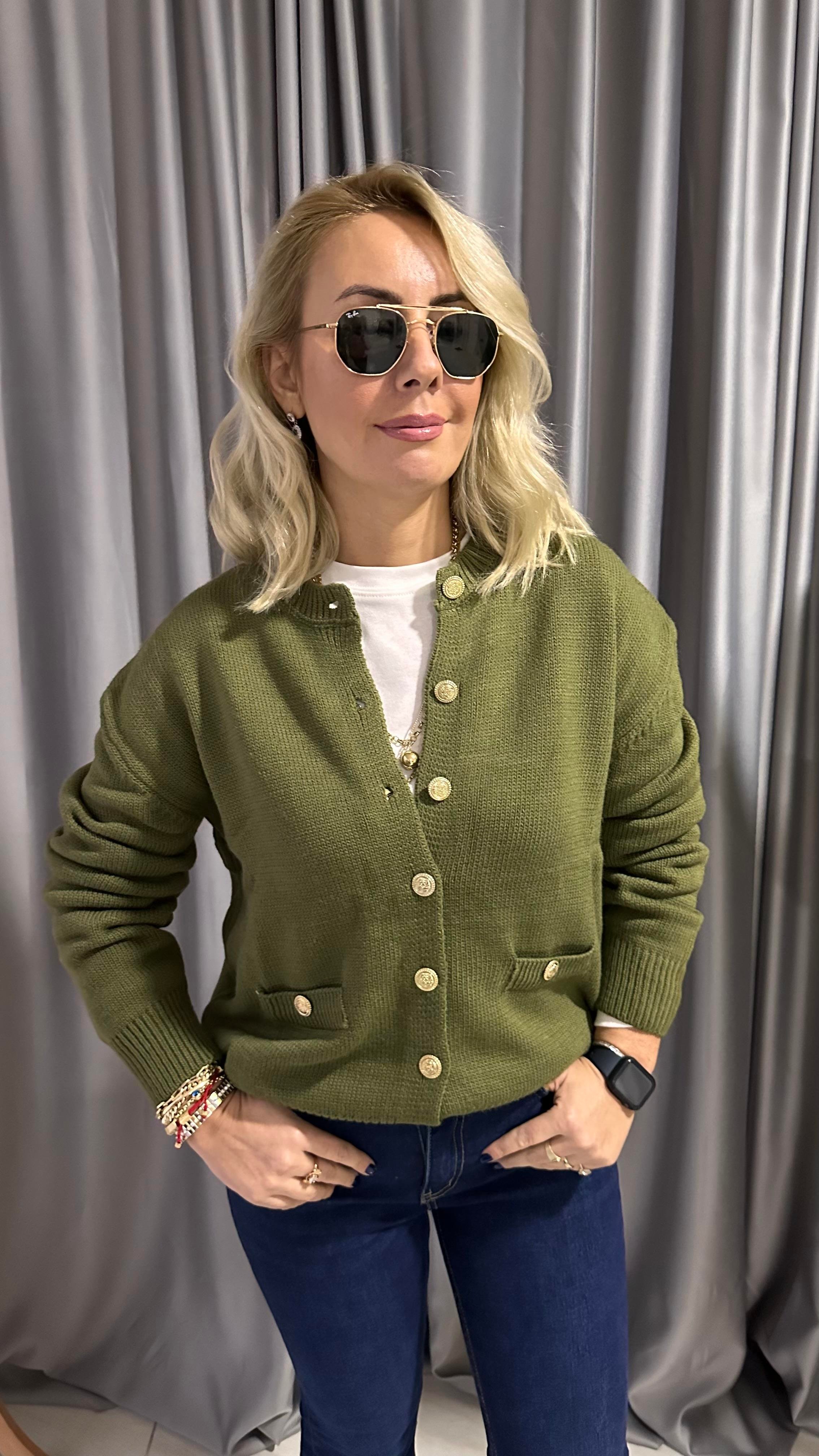 ORJİNAL MARKA GOLD DÜĞMELİ HAKİ TRİKO HIRKA