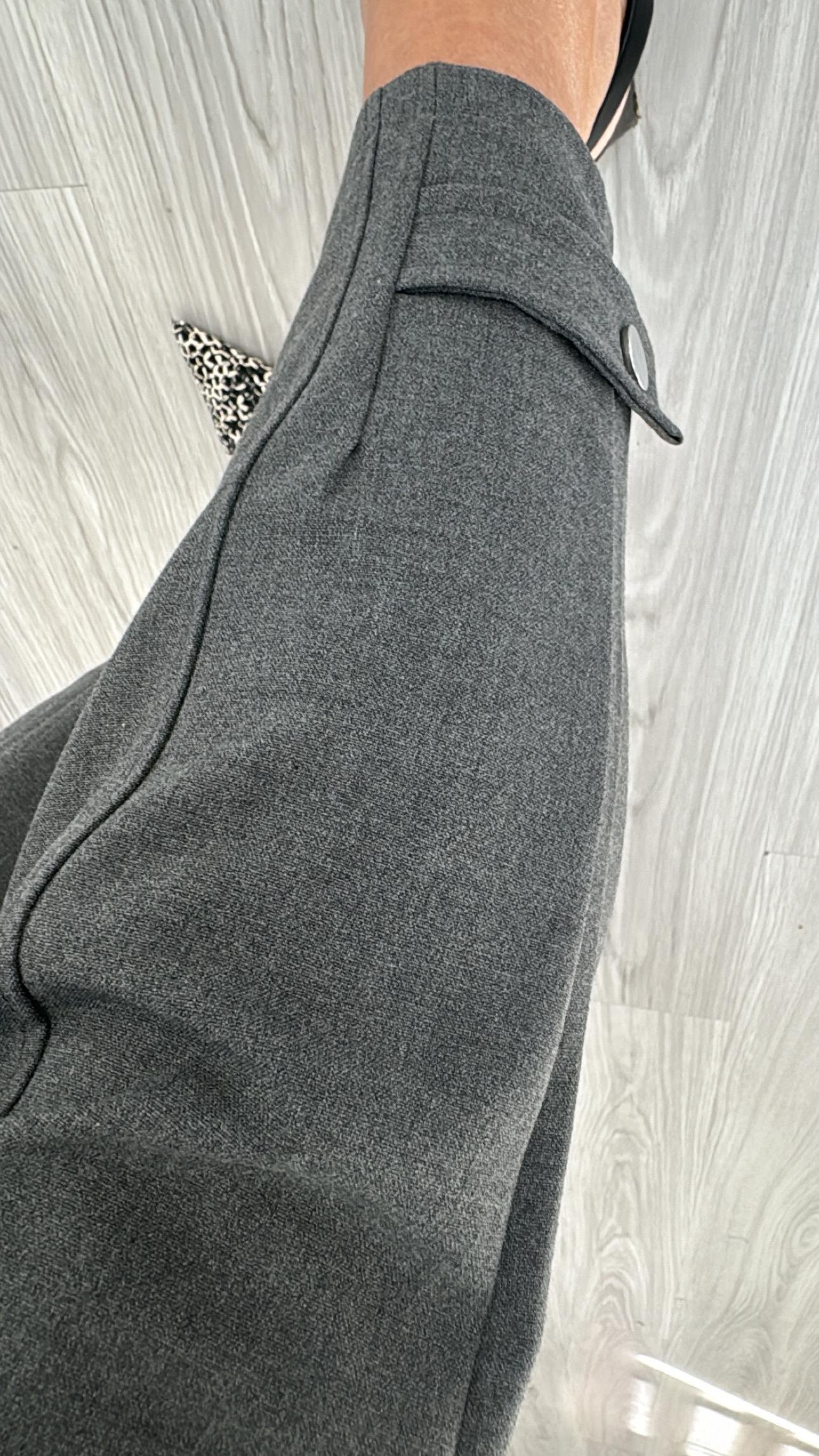 ORJİNAL MODEL, PAÇASI DÜĞMELİ, BELİ LASTİKLİ GRİ PANTOLON