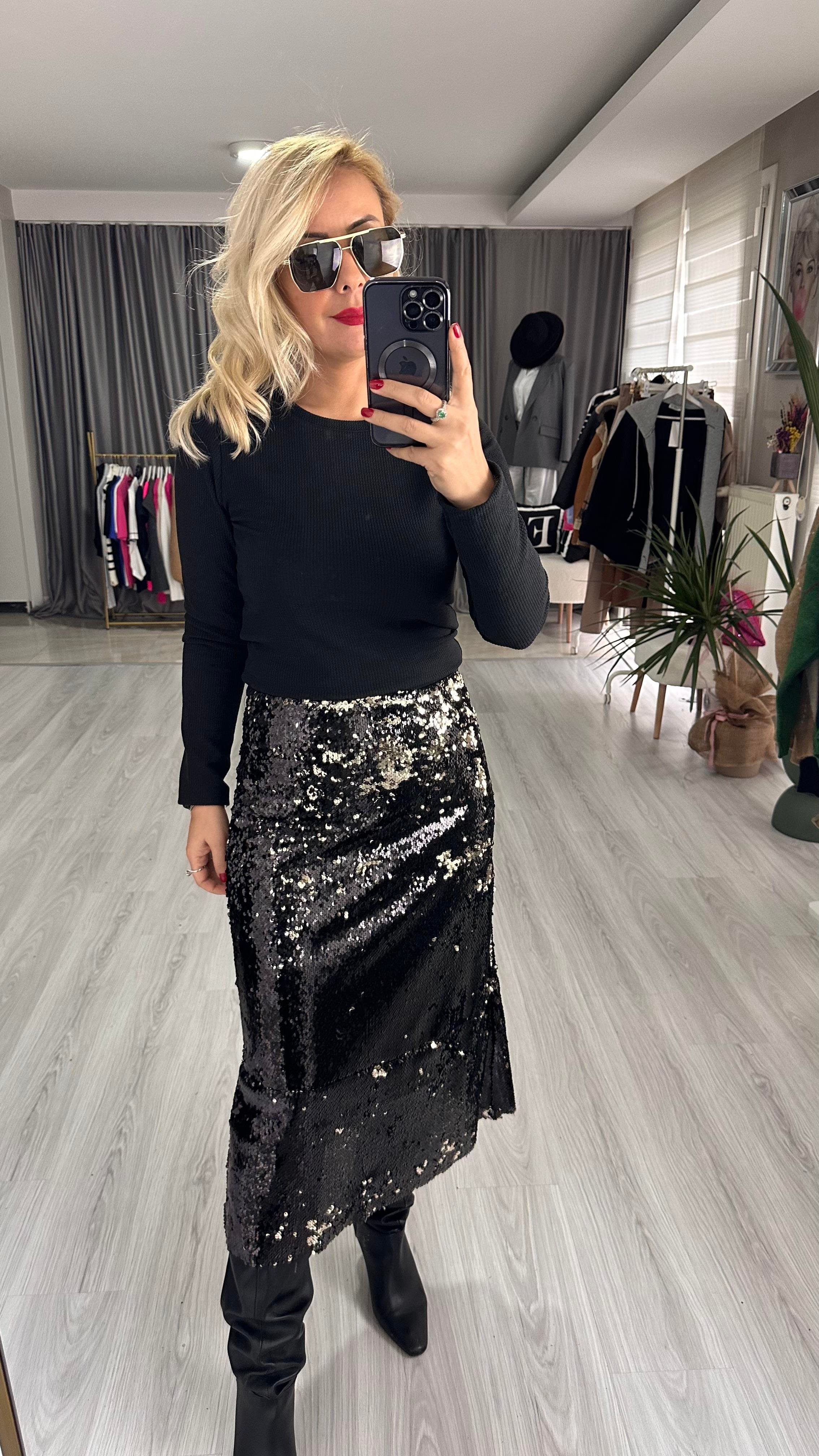 PAYETLİ SİYAH ÇAN ETEK