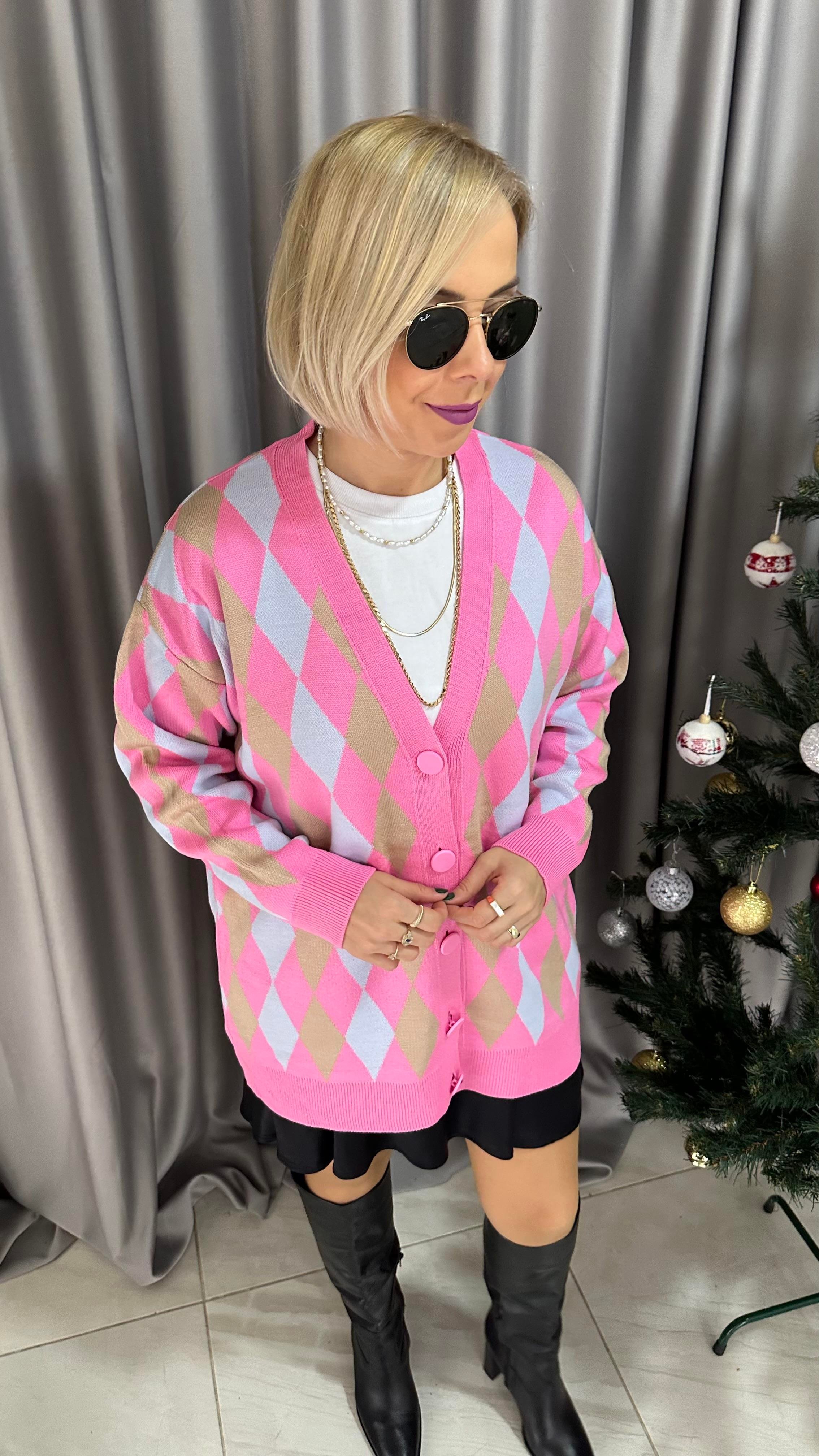 PEMBE BEJ BAKLAVA DESENLİ DÜĞMELİ HIRKA
