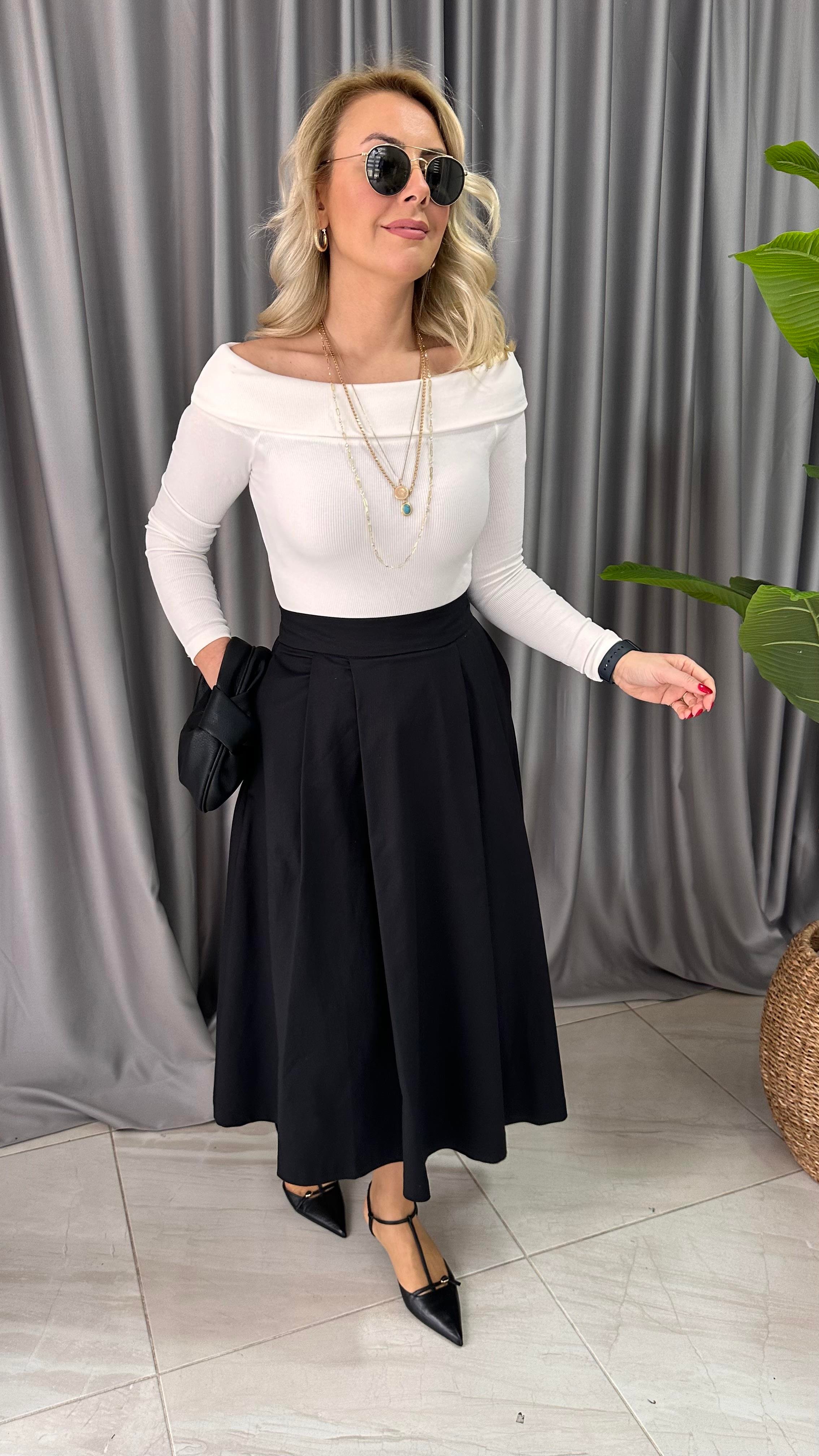 PİLELİ MİDİ BOY SİYAH ETEK