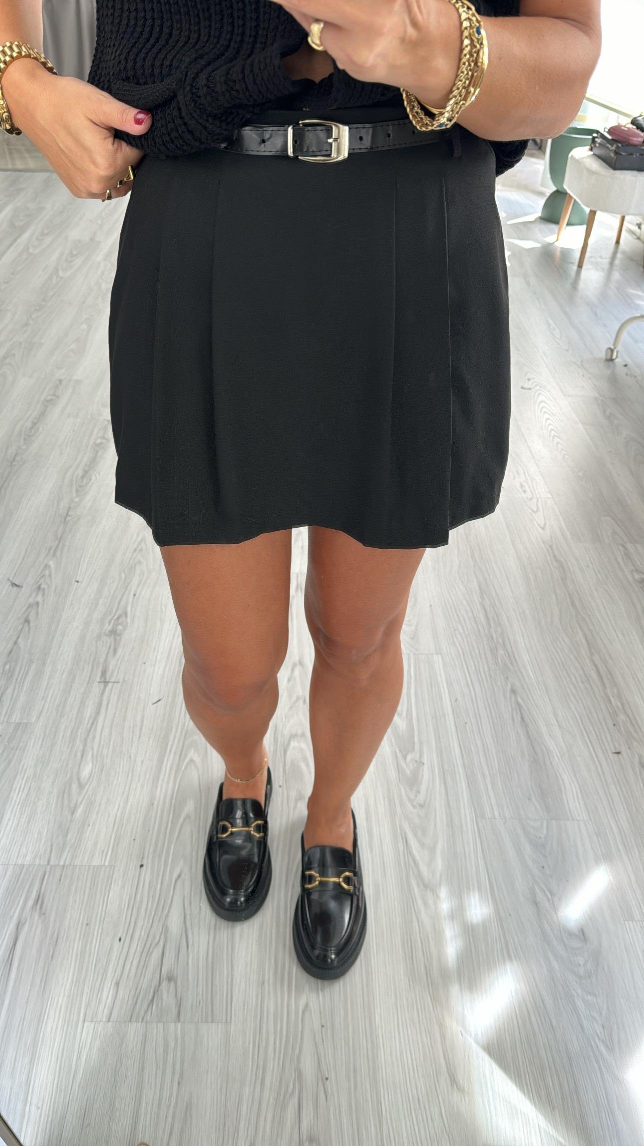 Pileli Siyah Şort Etek