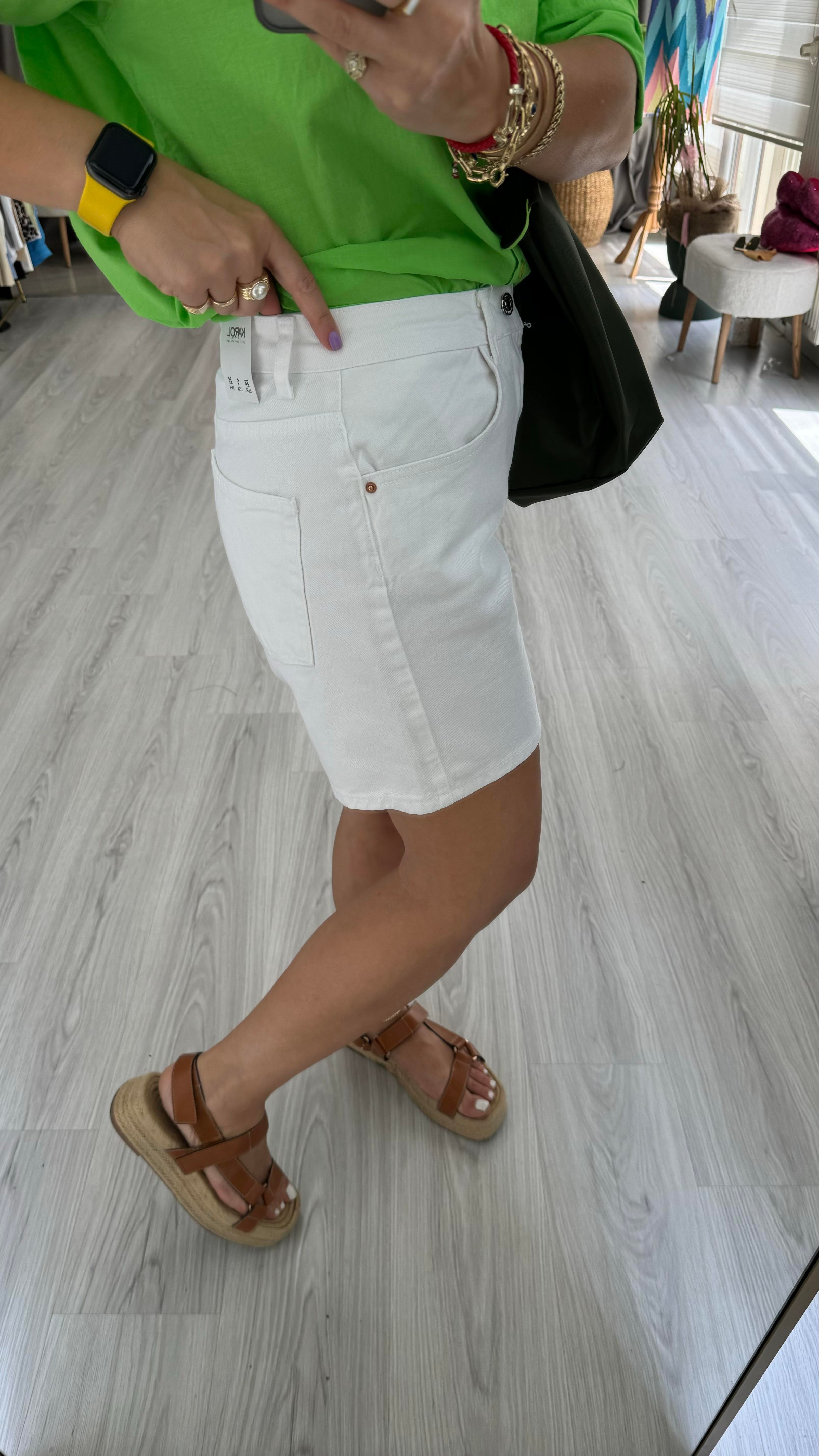 ŞEHİR BOY BEYAZ JEAN ŞORT