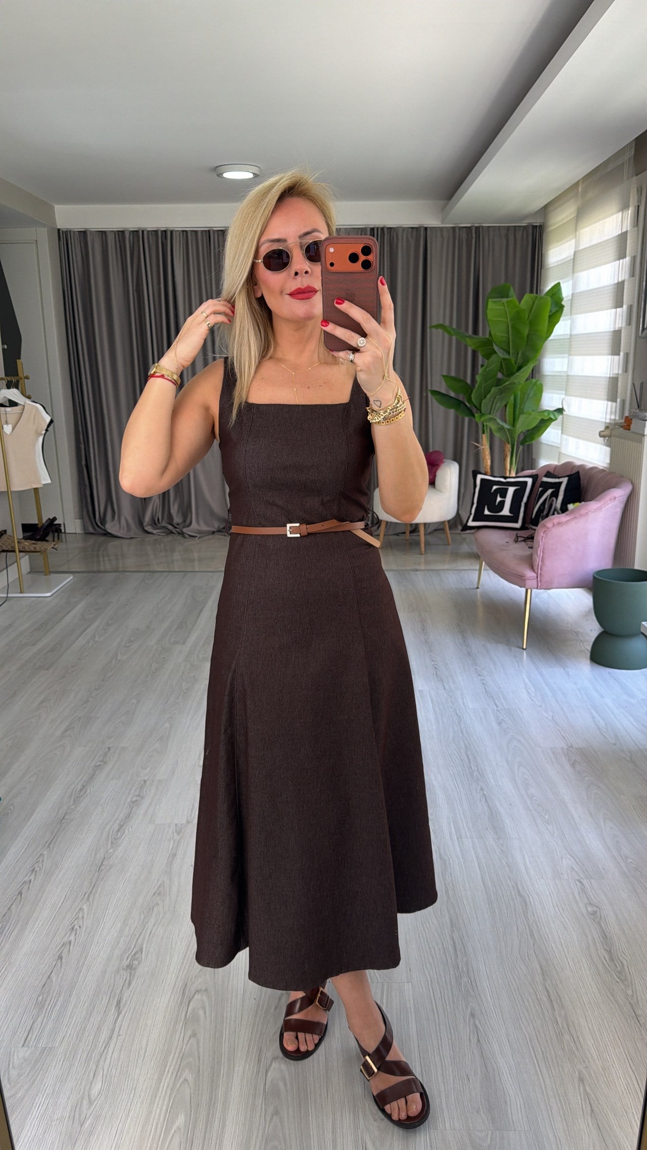 Taba Kemerli Askılı Kahverengi Denim Elbise