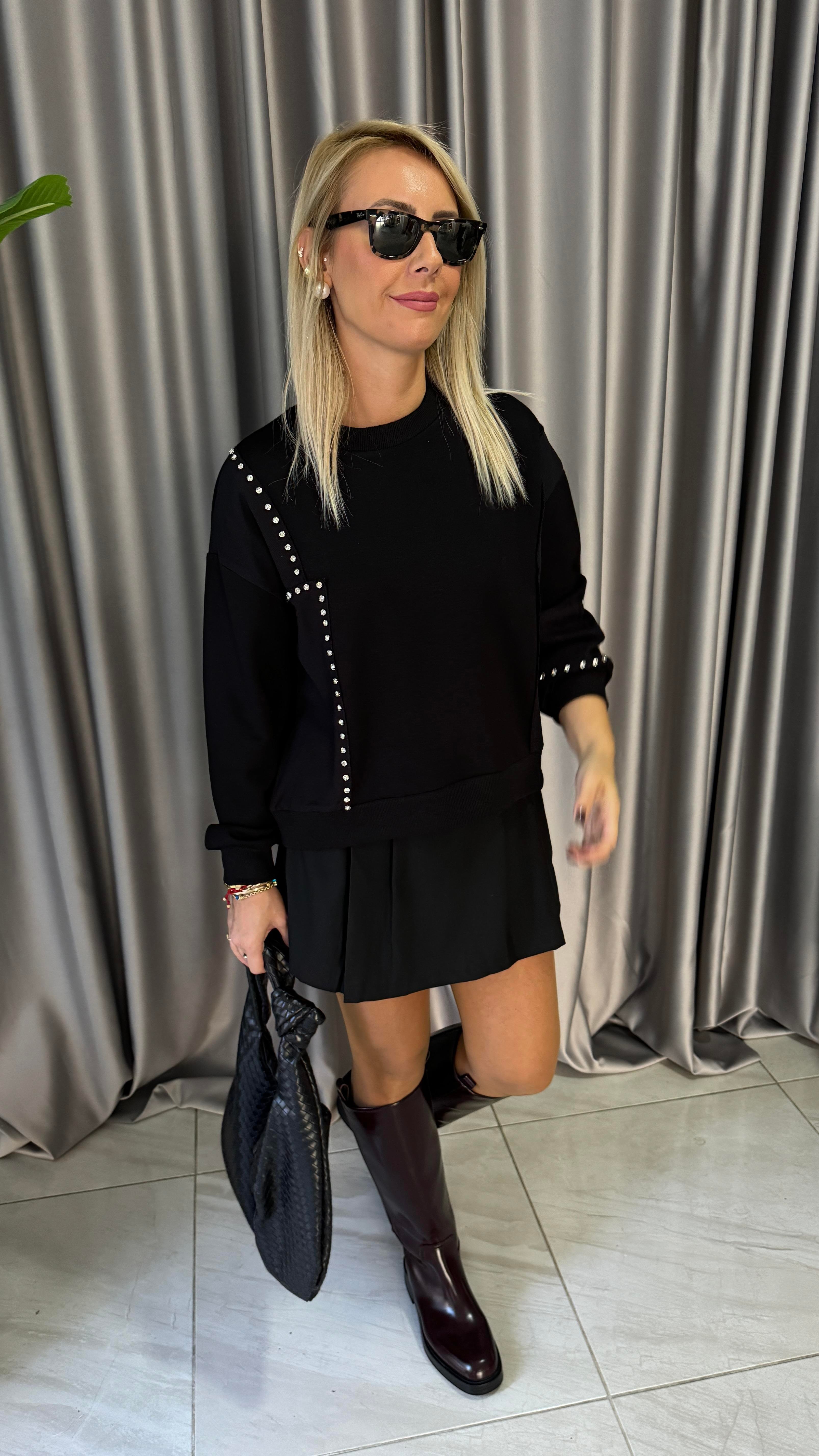 Taş İşlemeli Siyah Modal Sweatshirt