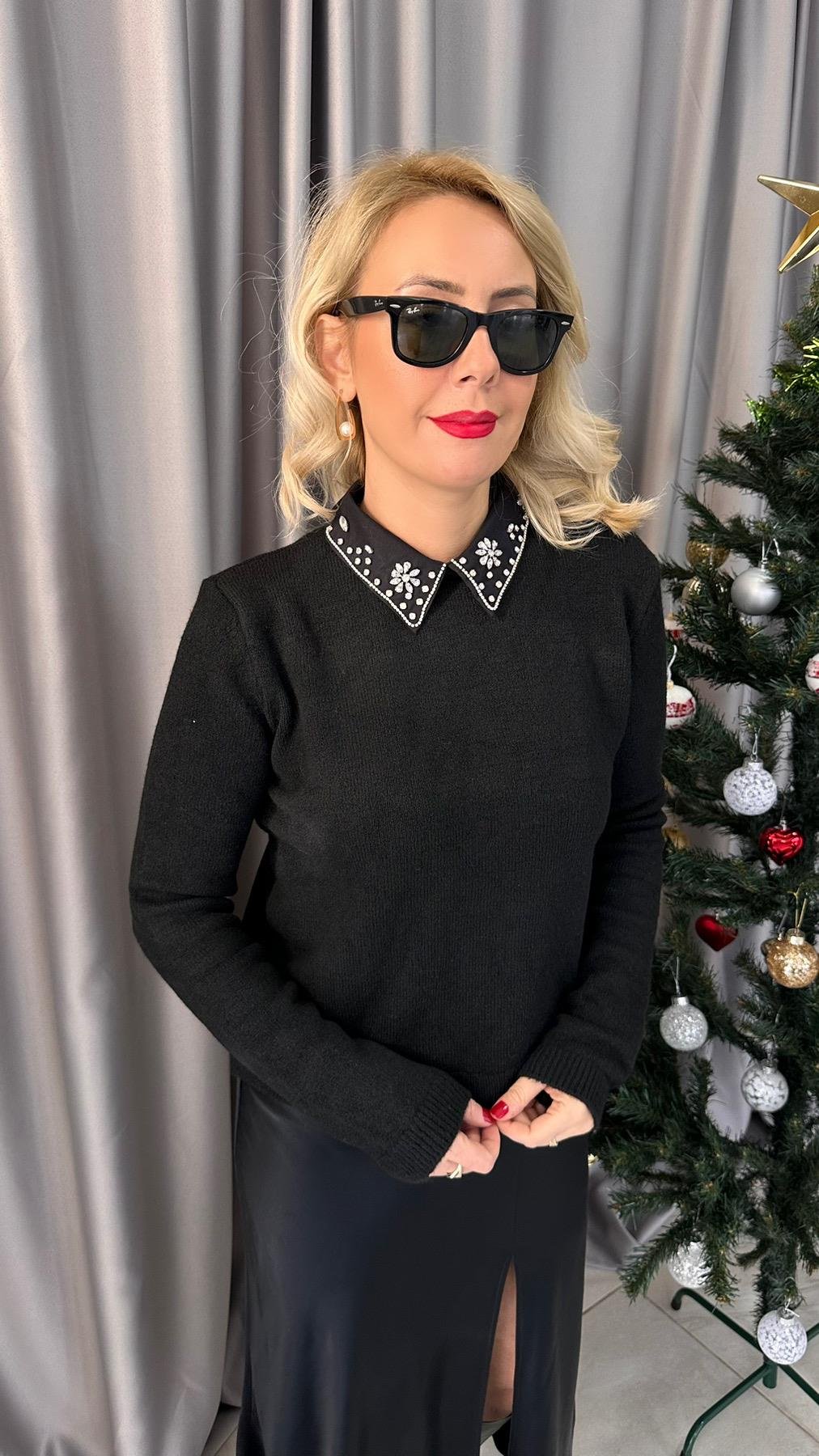 TAŞLI GÖMLEK YAKA SİYAH TRİKO