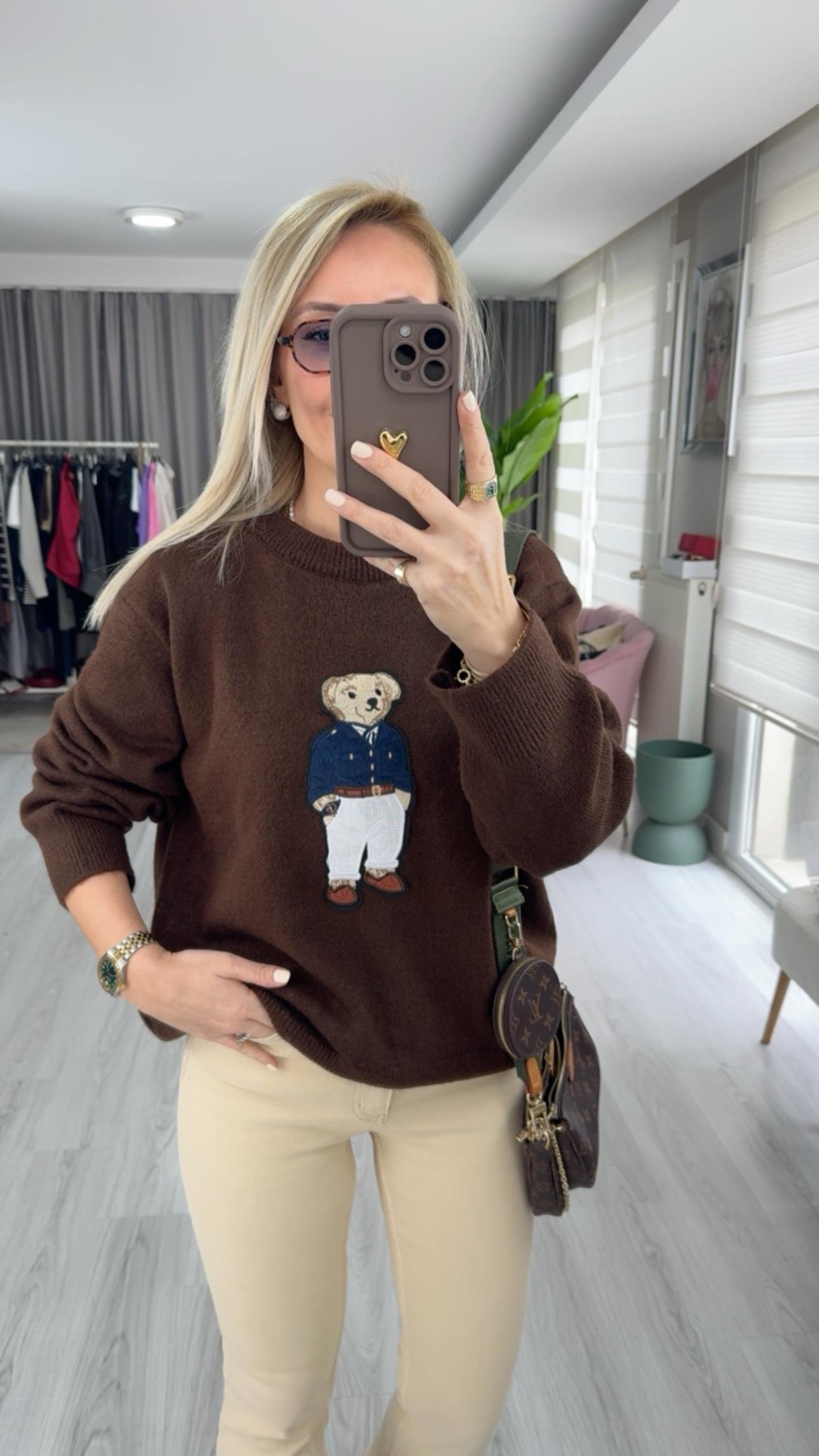 Teddy İşlemeli Acı Kahve Triko