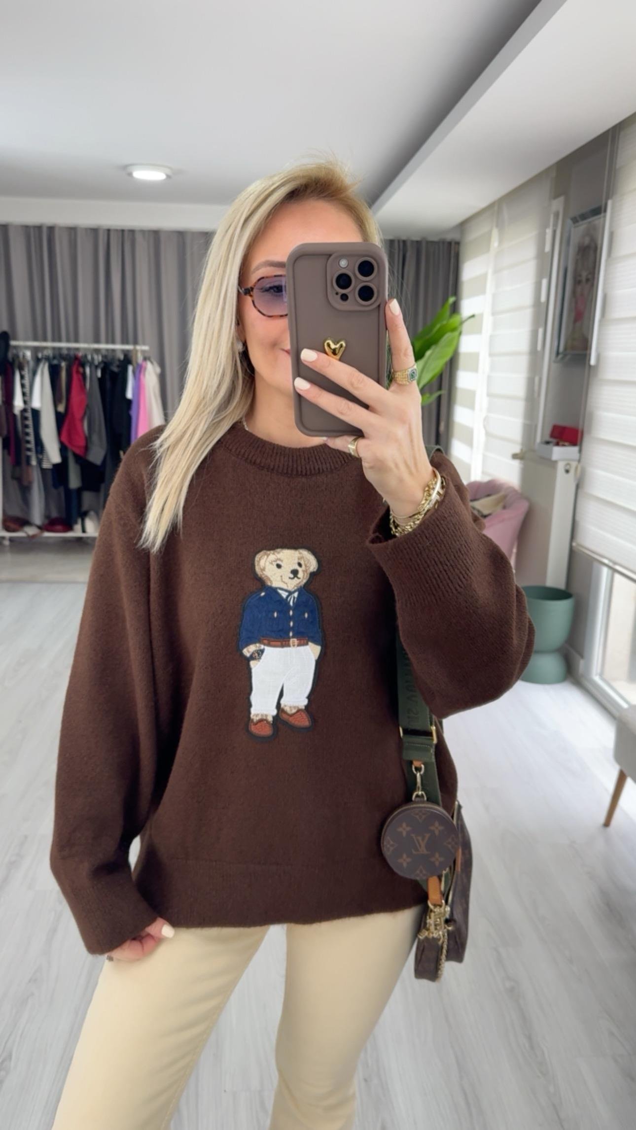 Teddy İşlemeli Acı Kahve Triko