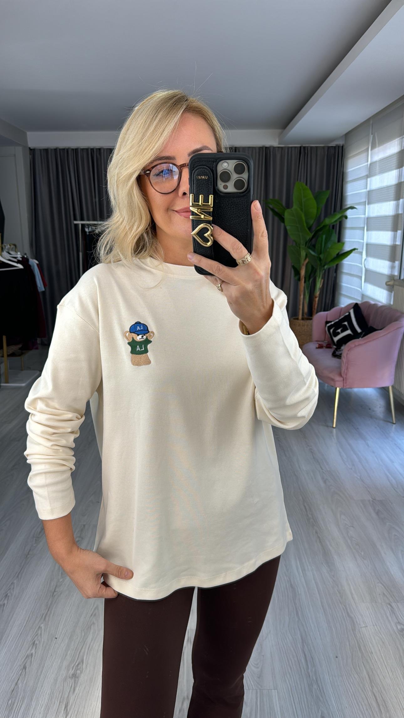 Teddy İşlemeli Ekru Sweatshirt