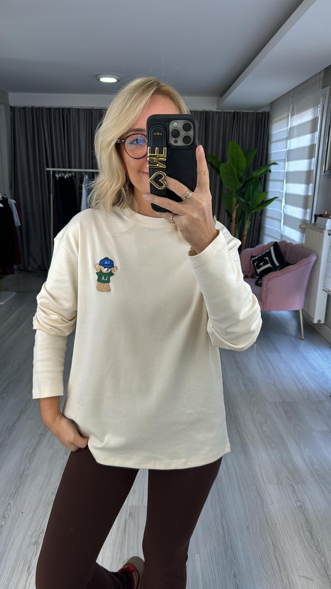Teddy İşlemeli Ekru Sweatshirt
