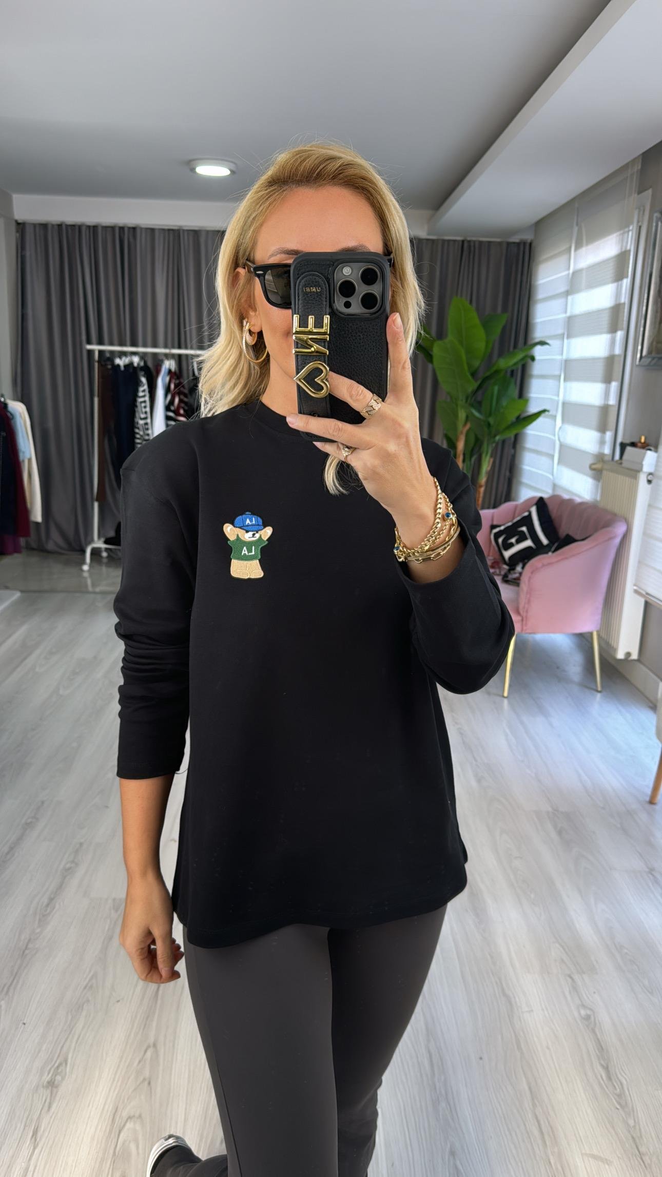 Teddy İşlemeli Siyah Sweatshirt