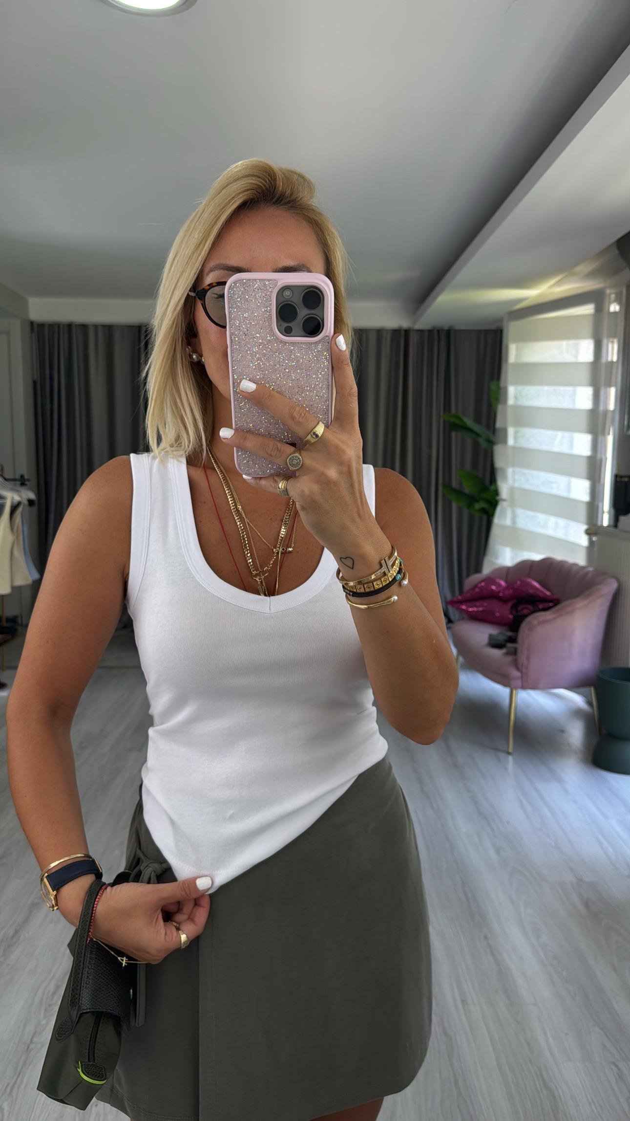 V Yaka Pamuklu Beyaz Atlet Bluz