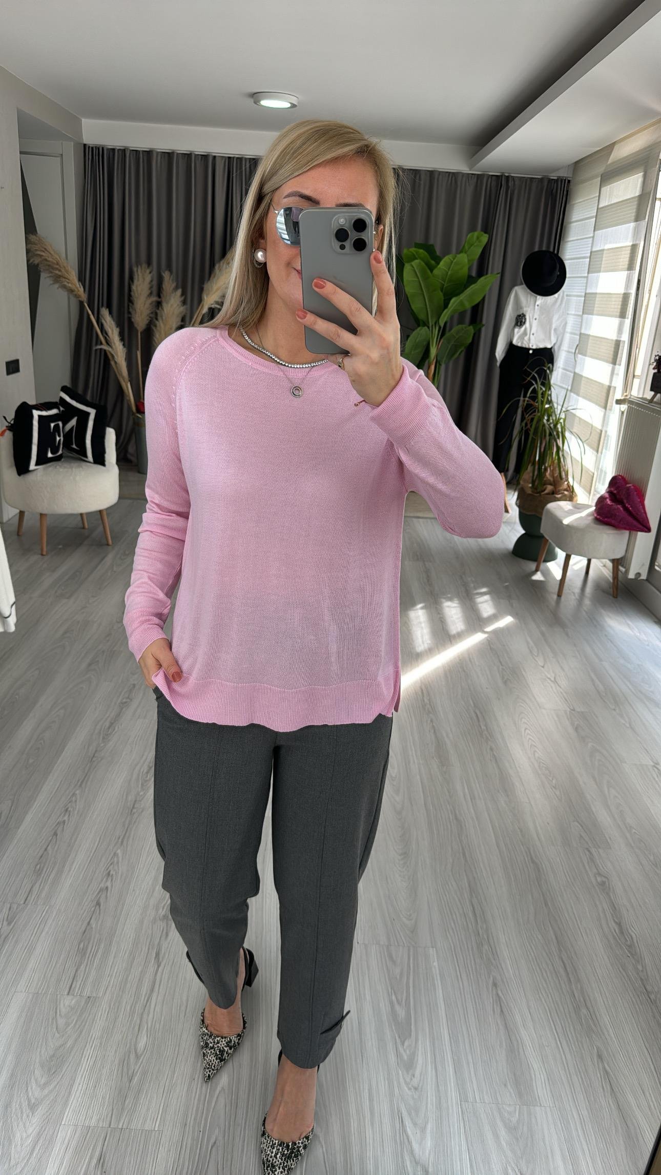 YANI YIRTMAÇLI PEMBE MERSERİZE TRİKO