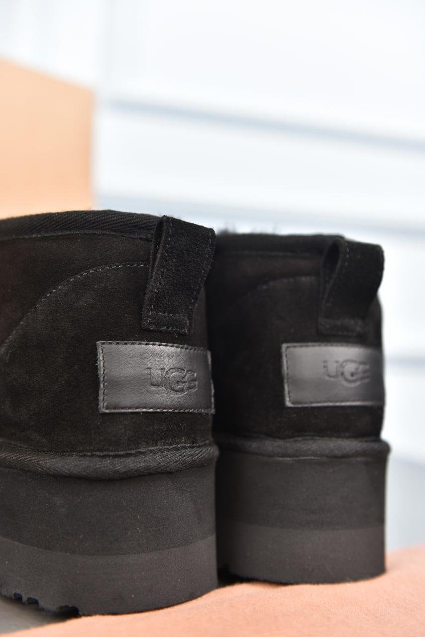 UGG CLASSİC ULTRA MİNİ SİYAH