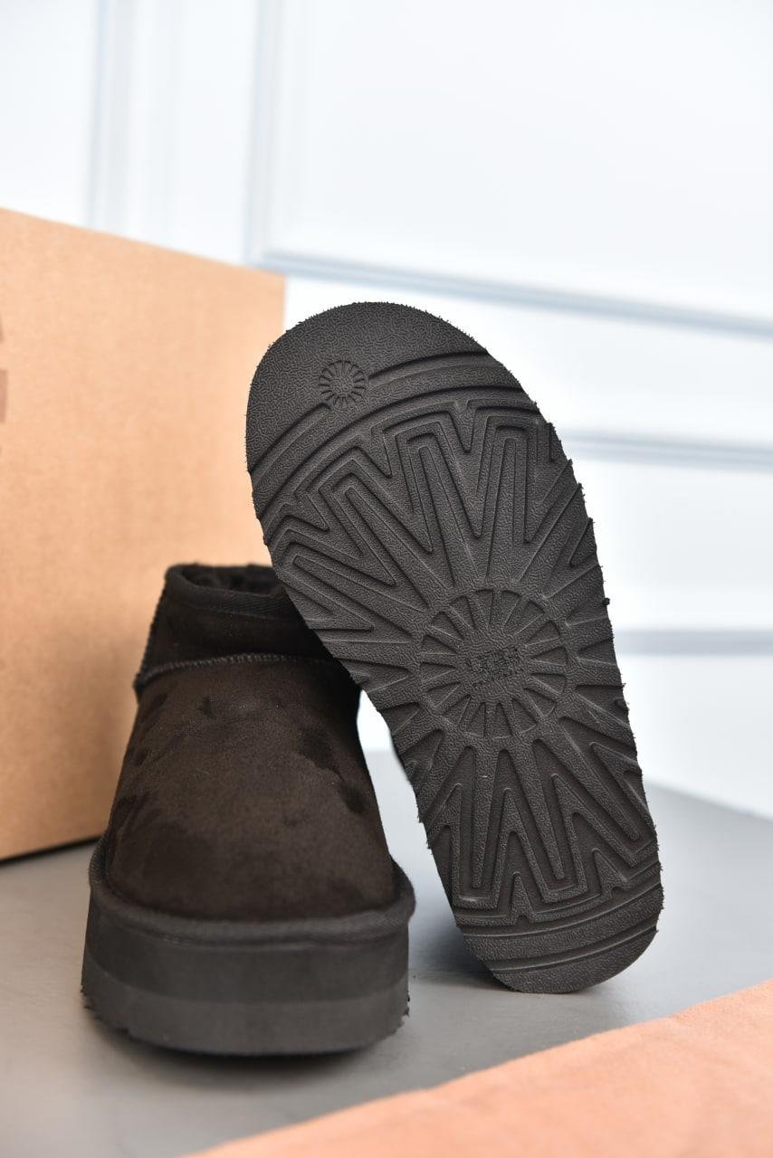 UGG CLASSİC ULTRA MİNİ SİYAH