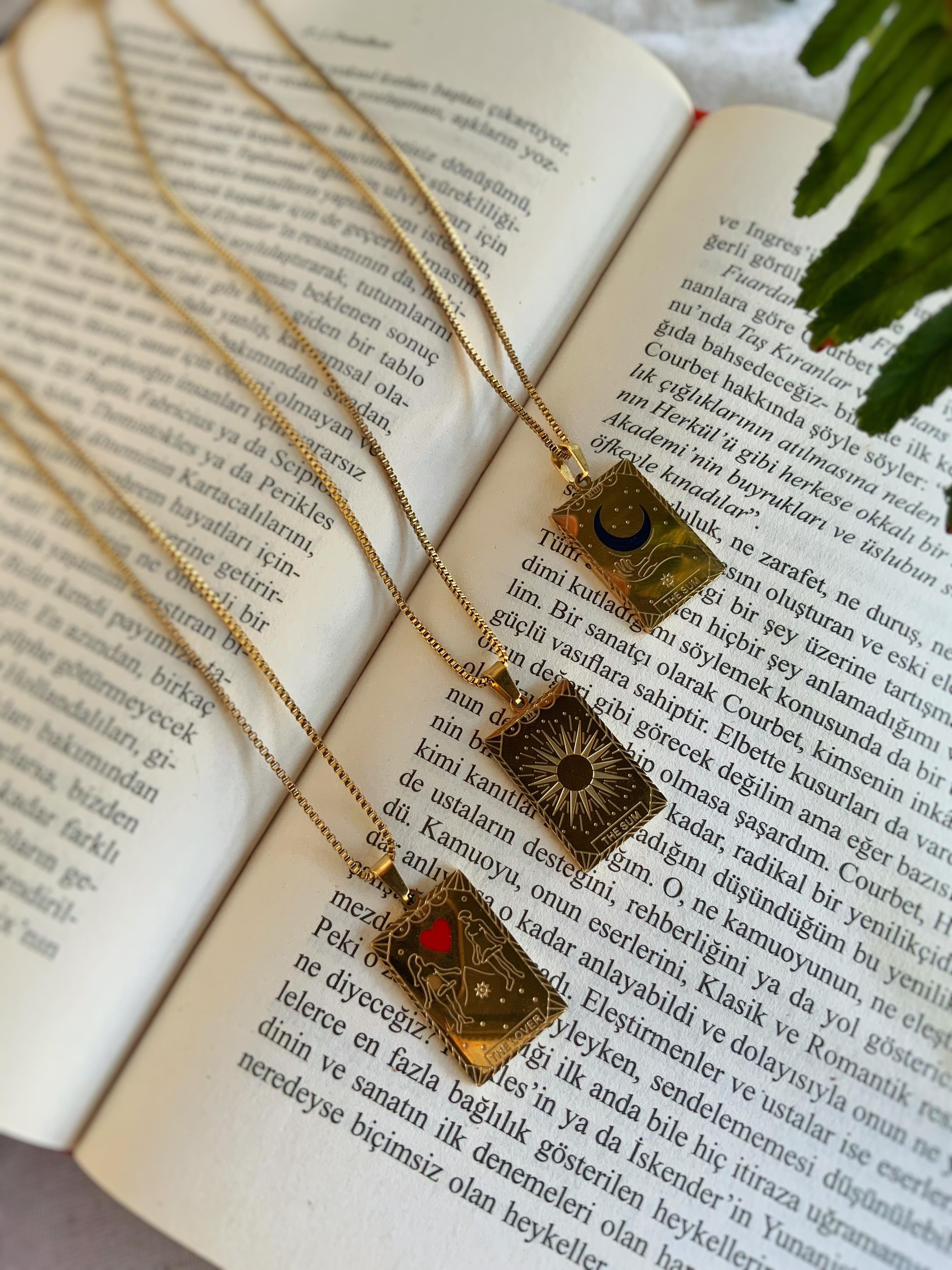 Güneş Tarot Kartı Çelik Kolye 
