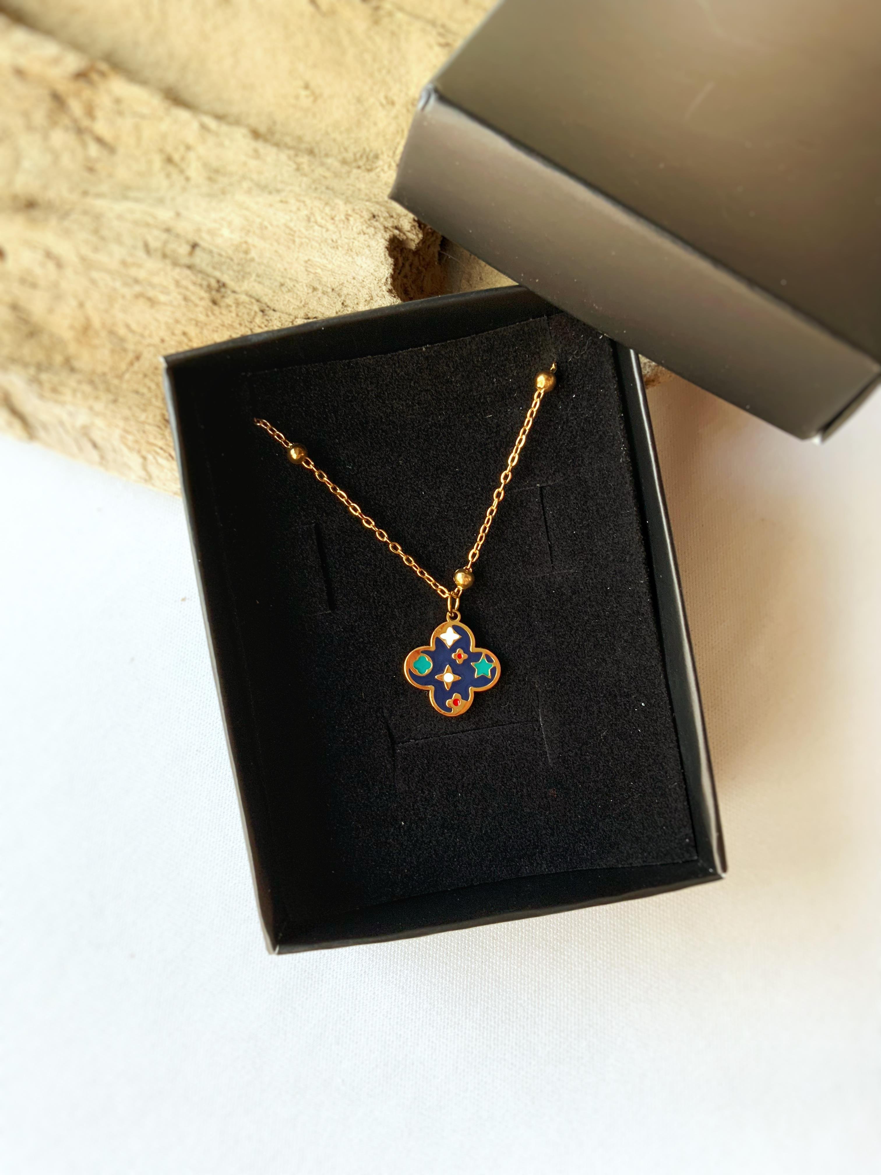 Mine Detaylı Çelik Kolye