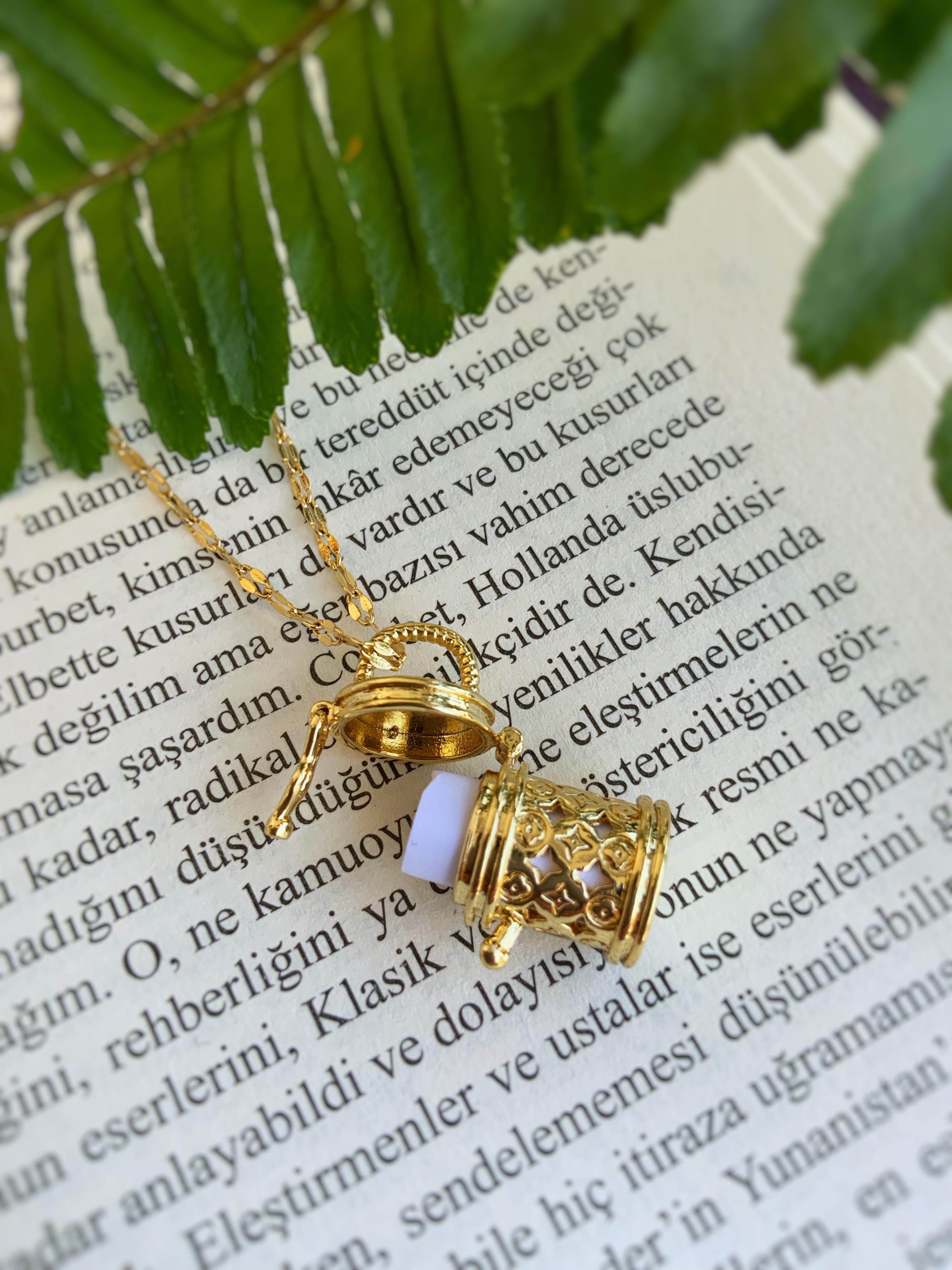 Sanduka Çelik Kolye