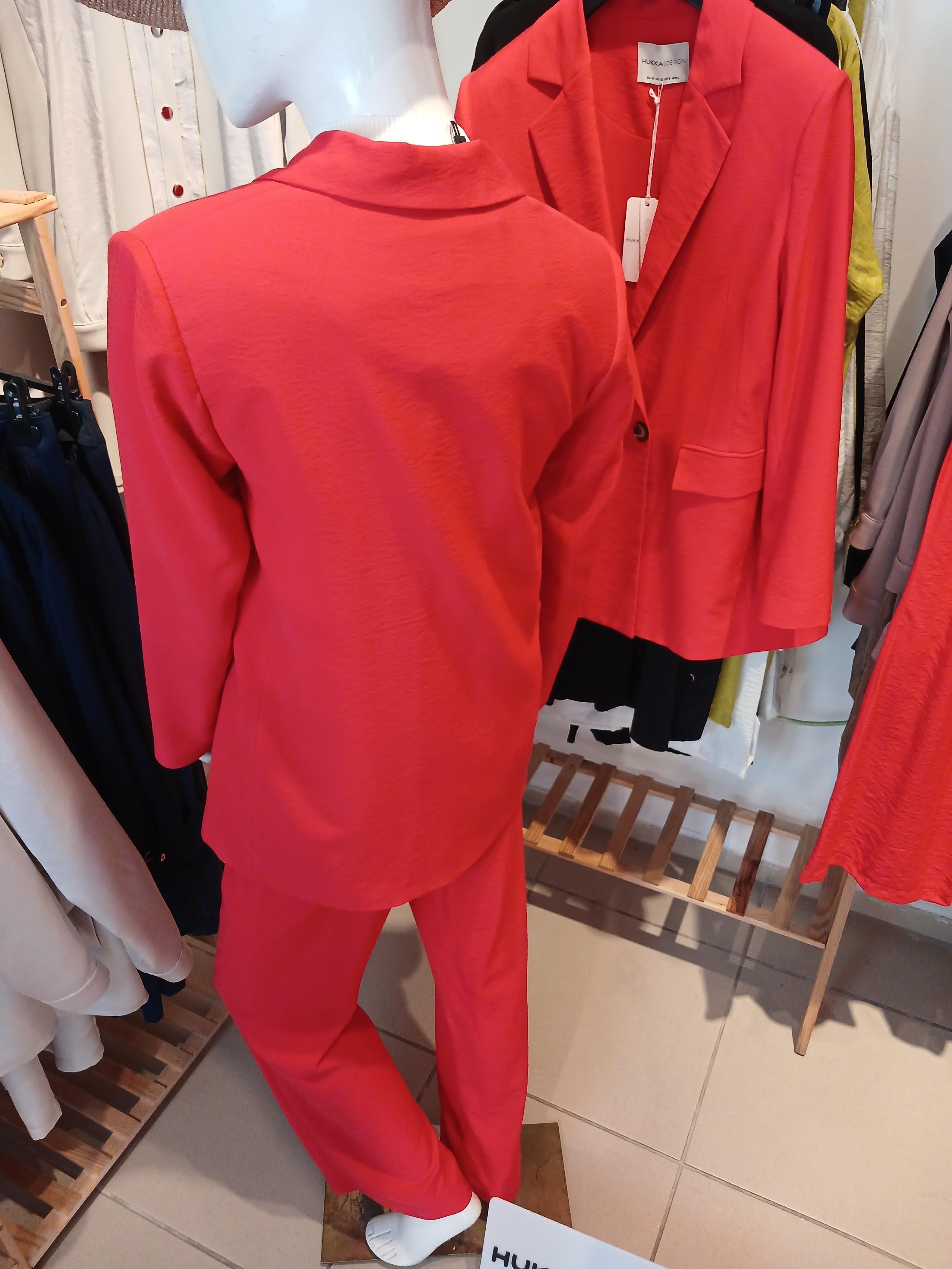 Hukka Design 24HY6004 Setr-i Şah Butik