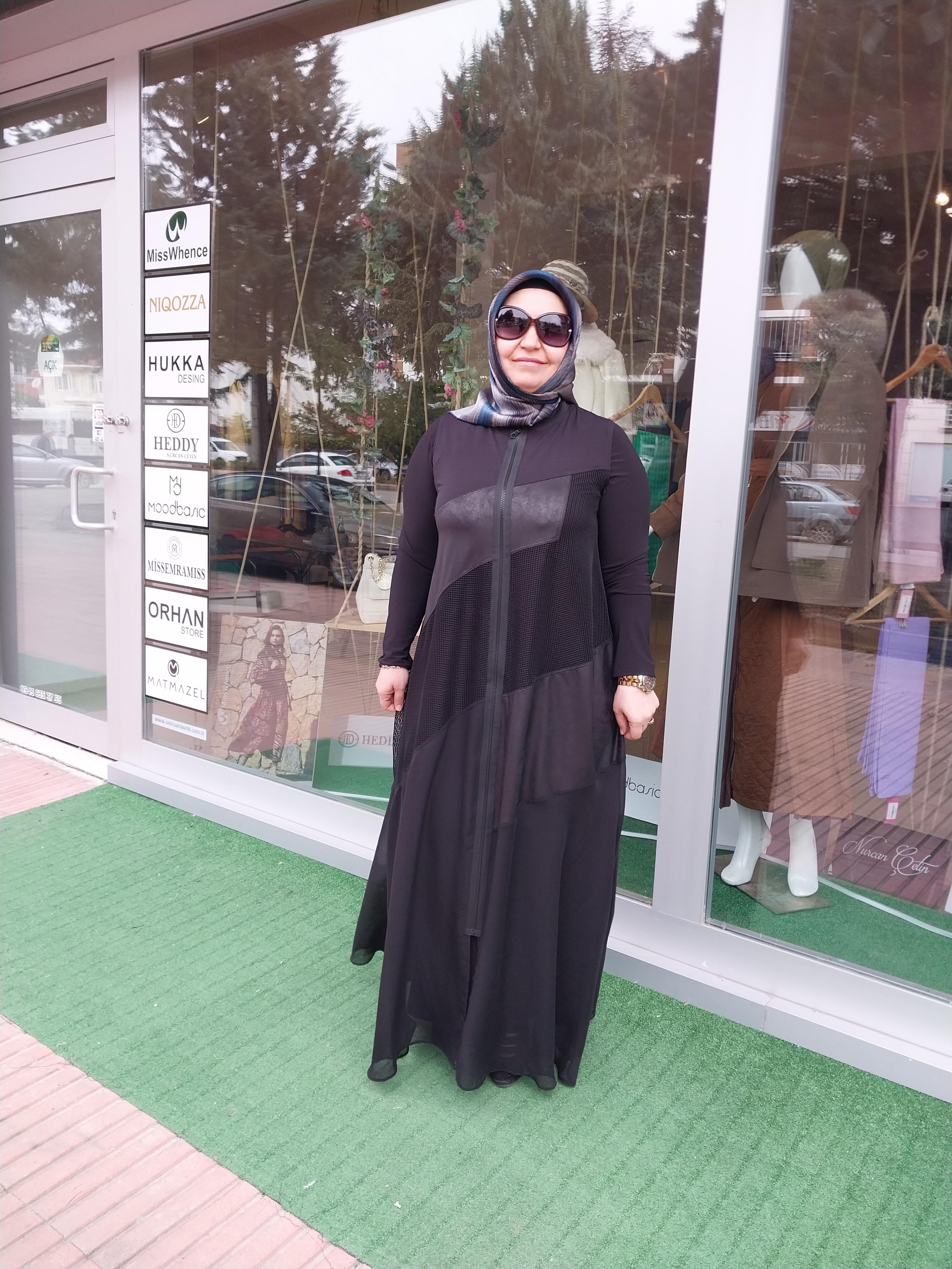 NURCAN ÇETİN FİLE DETAYLI ŞİFON ETEKLİ İKİLİ TAKIM FERACE SİYAH 24602