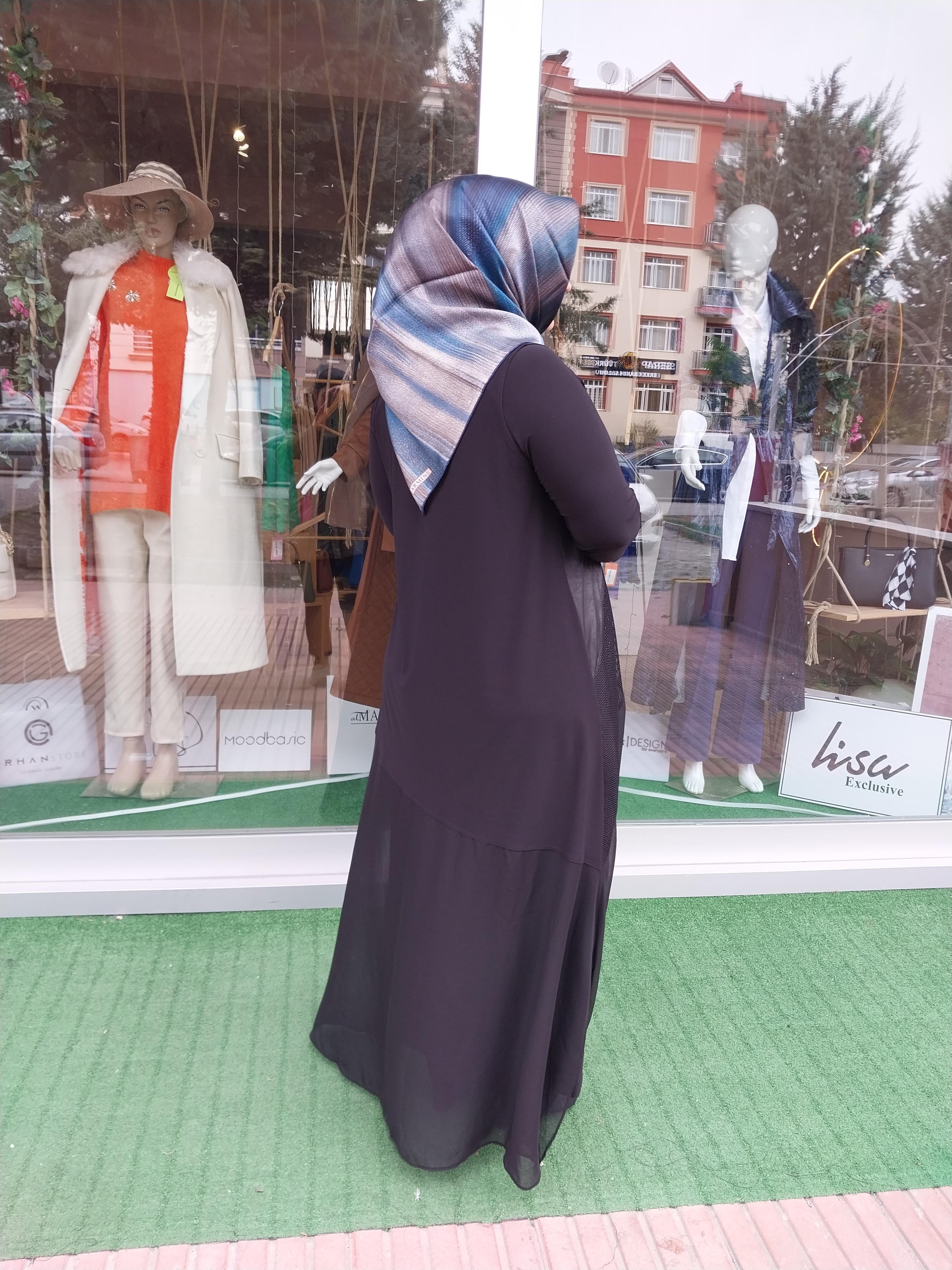 NURCAN ÇETİN FİLE DETAYLI ŞİFON ETEKLİ İKİLİ TAKIM FERACE SİYAH 24602
