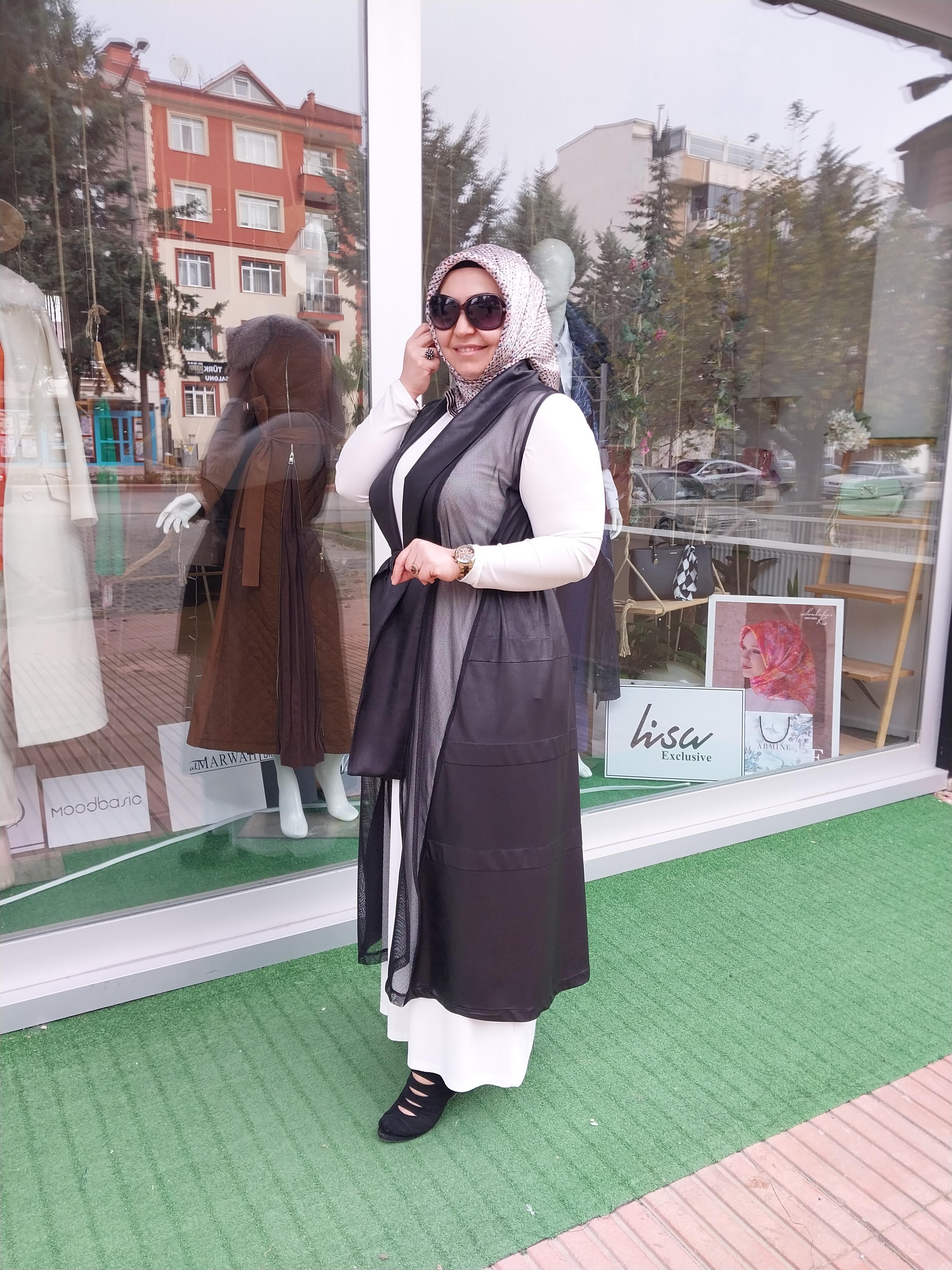 NURCAN ÇETİN FİLE DETAYLI YELEK SİYAH 24721