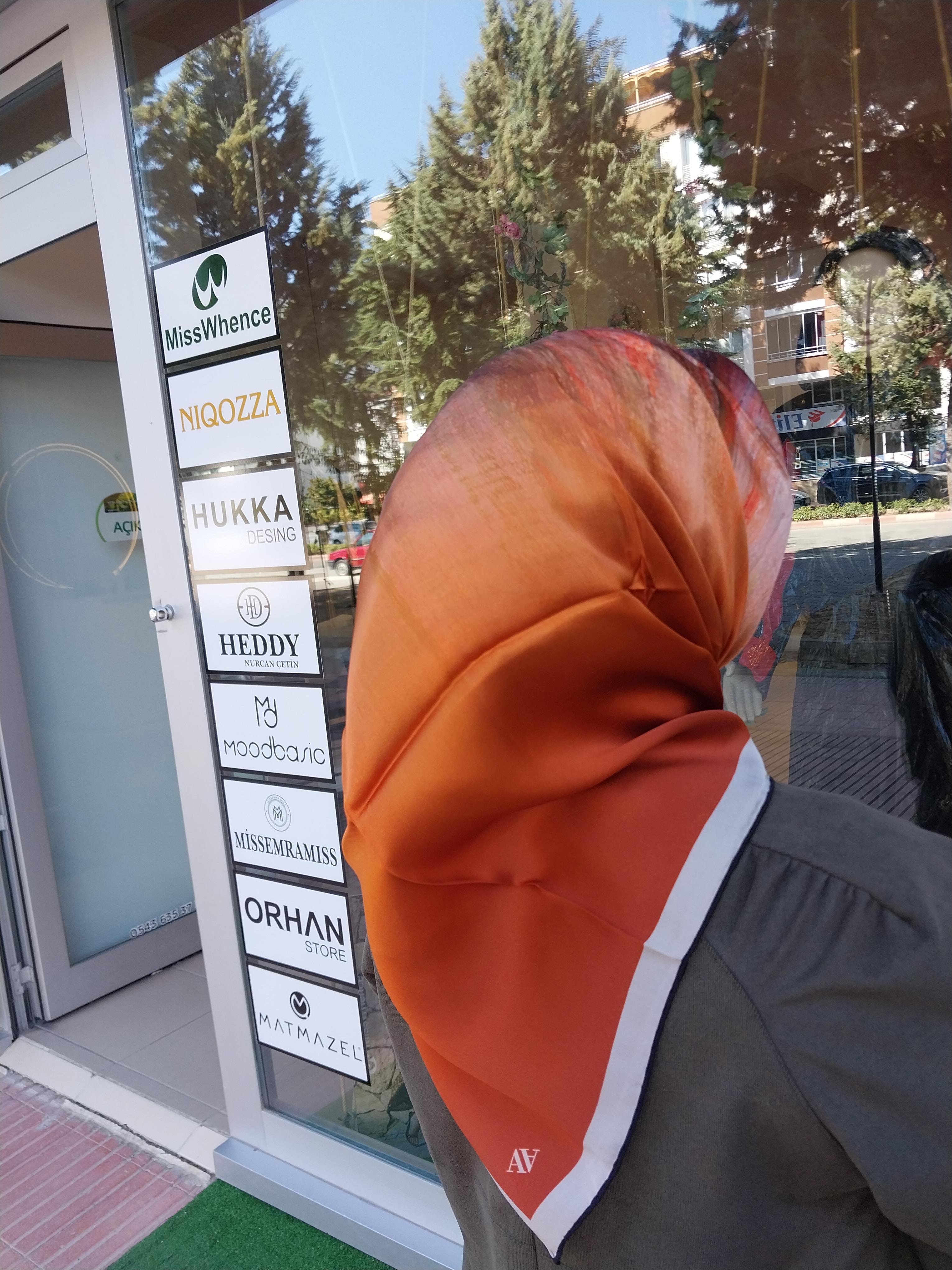 ARMİNE İPEK EŞARP 9012-1