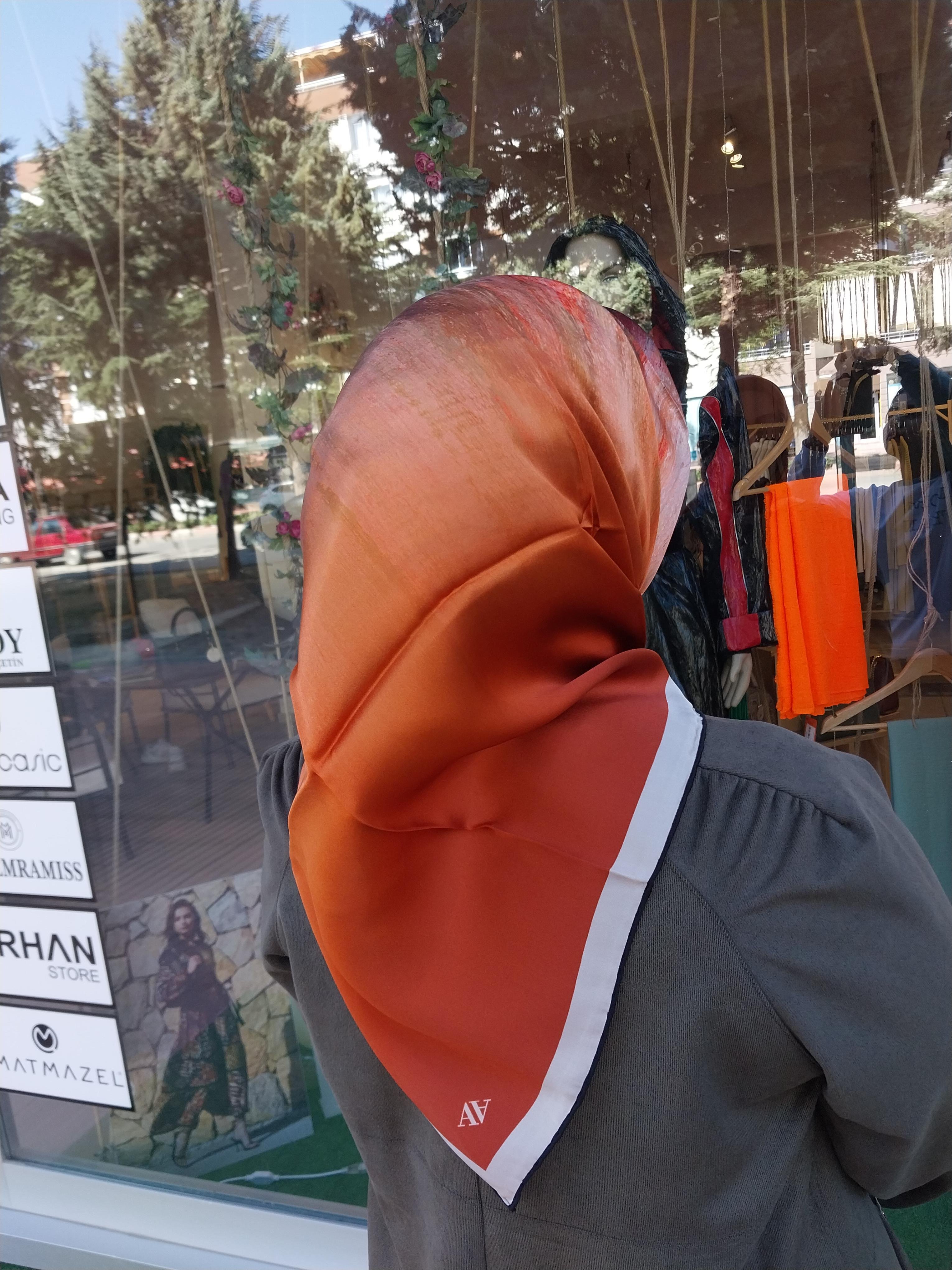 ARMİNE İPEK EŞARP 9012-1