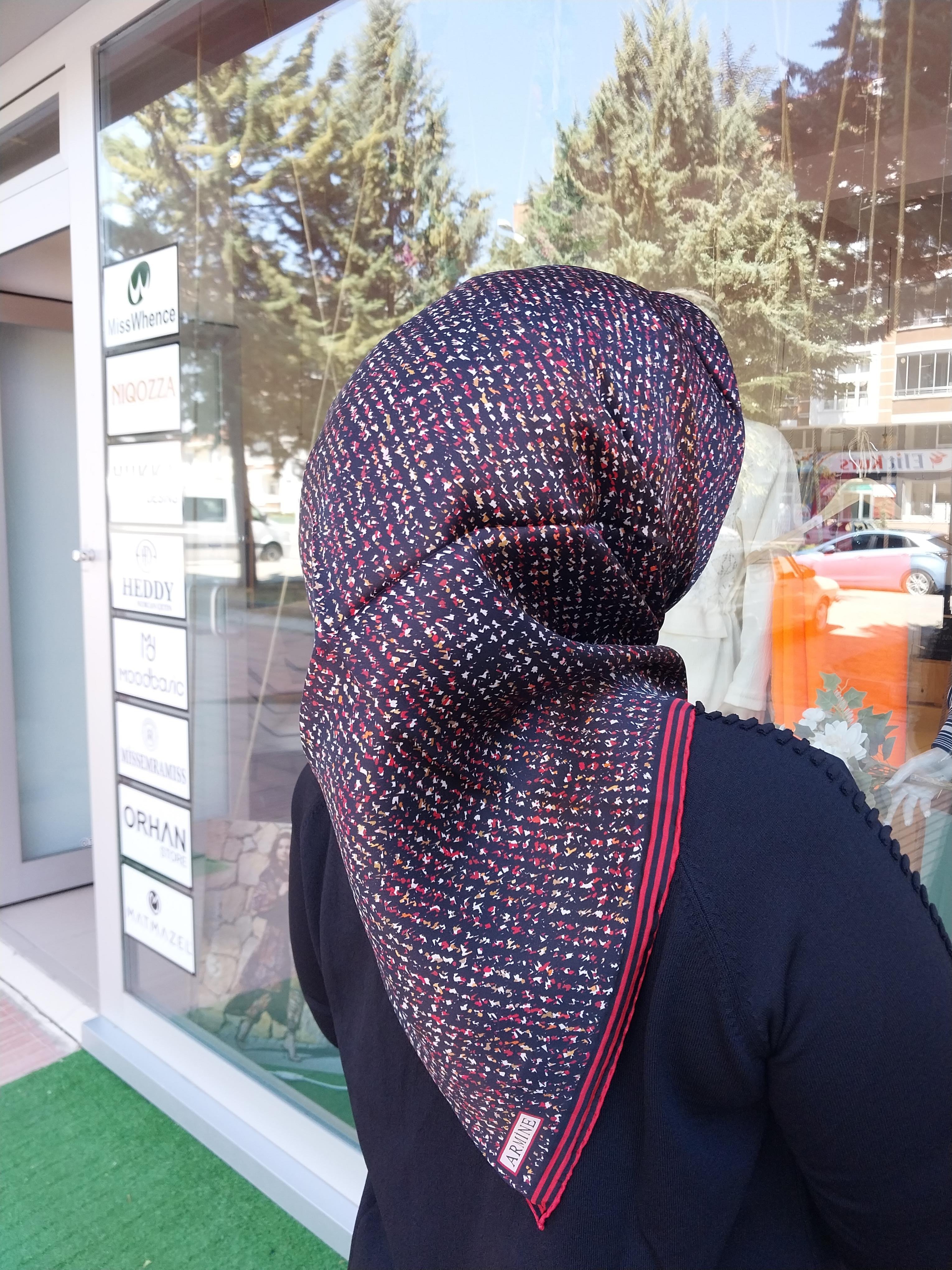 ARMİNE İPEK EŞARP 9013-1