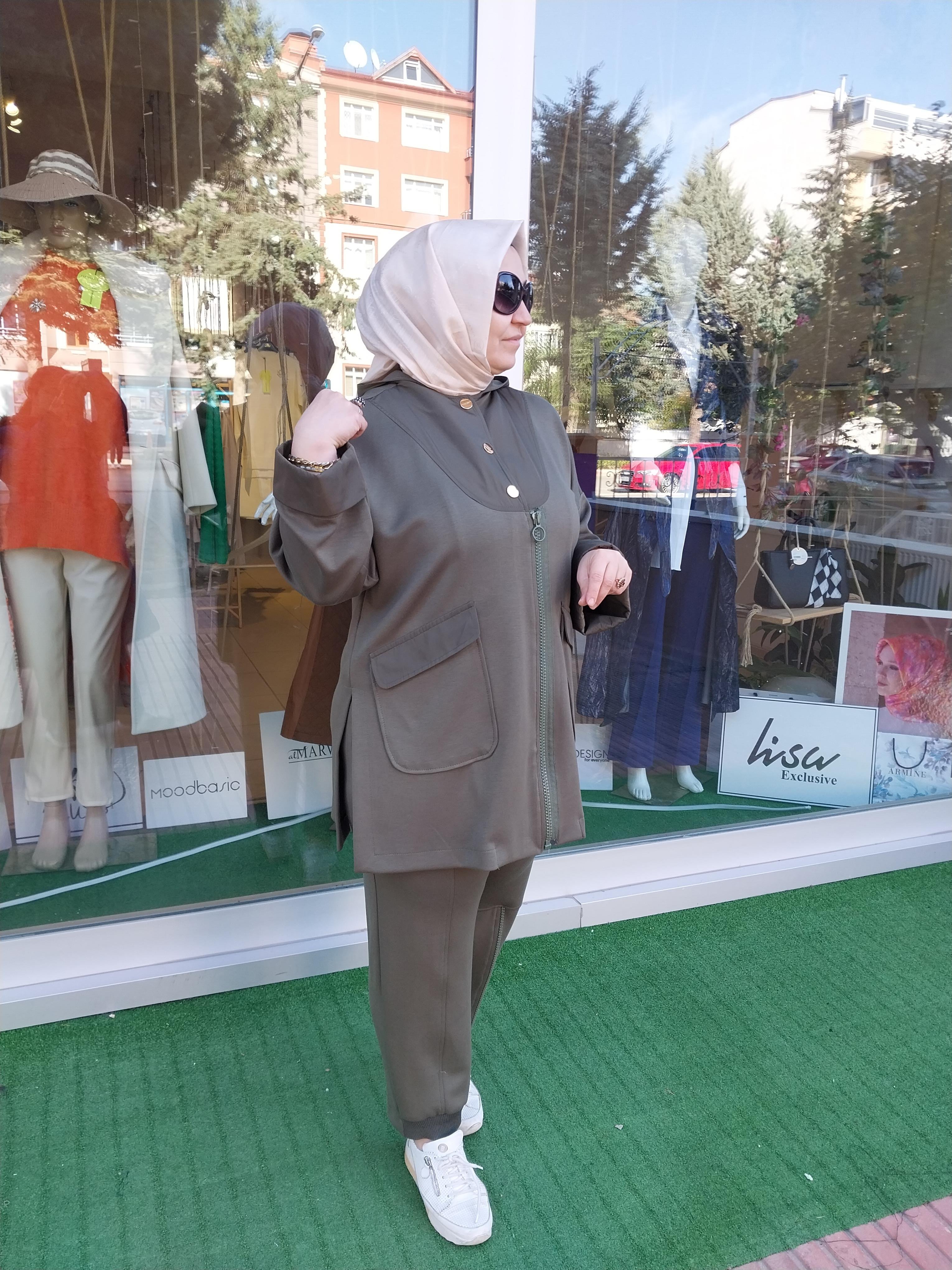 GHİSA YARIM DÜĞME FERMUAR DETAYLI PANTOLONLU TAKIM HAKİ 2624