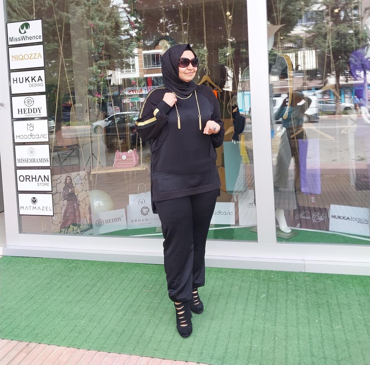 HUKKA LASTİKLİ PAÇA PANTOLON SİYAH 23HK1081