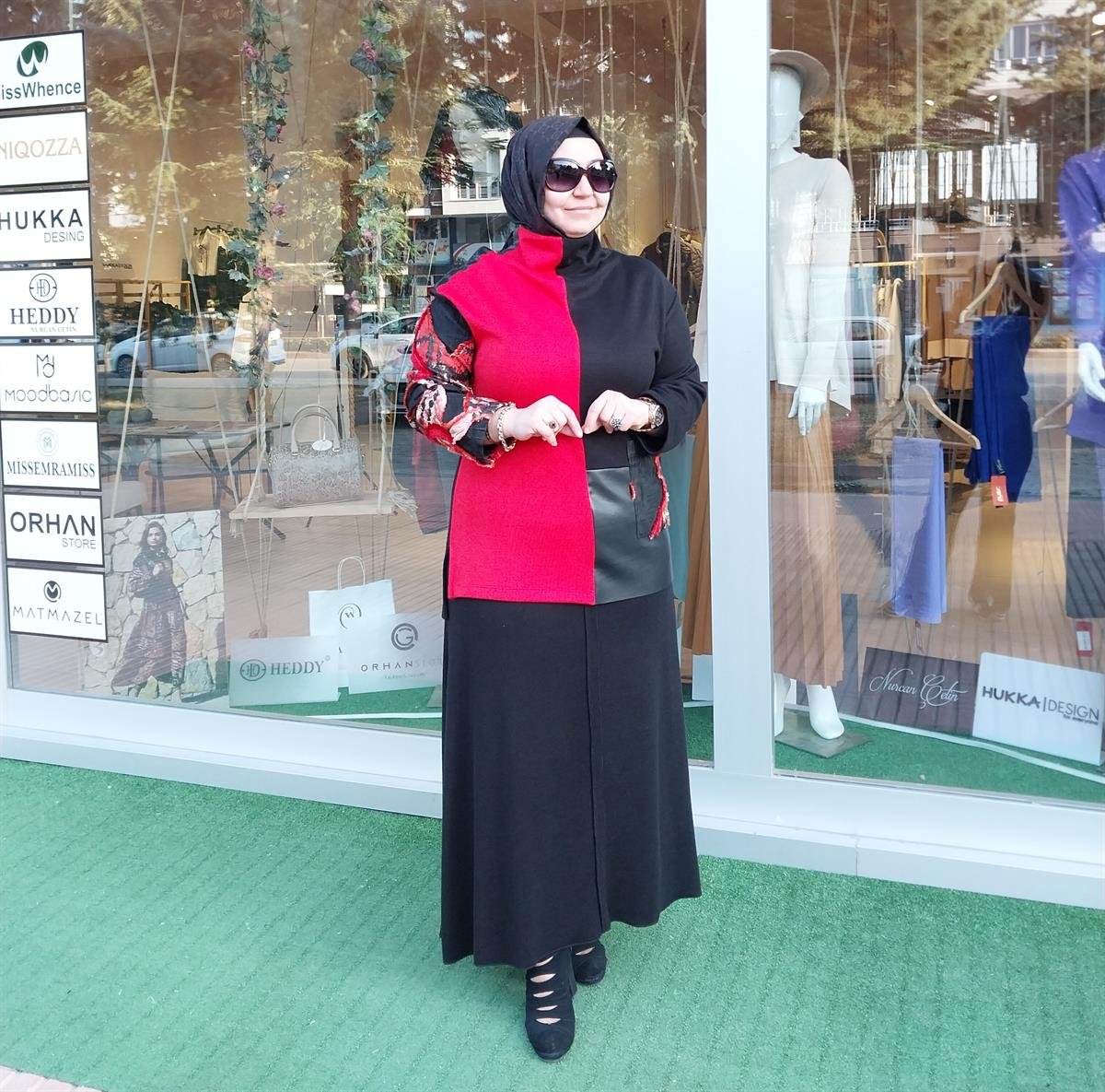 HUKKA YAMA İŞLİ TUNİK KIRMIZI SİYAH 23HK1084