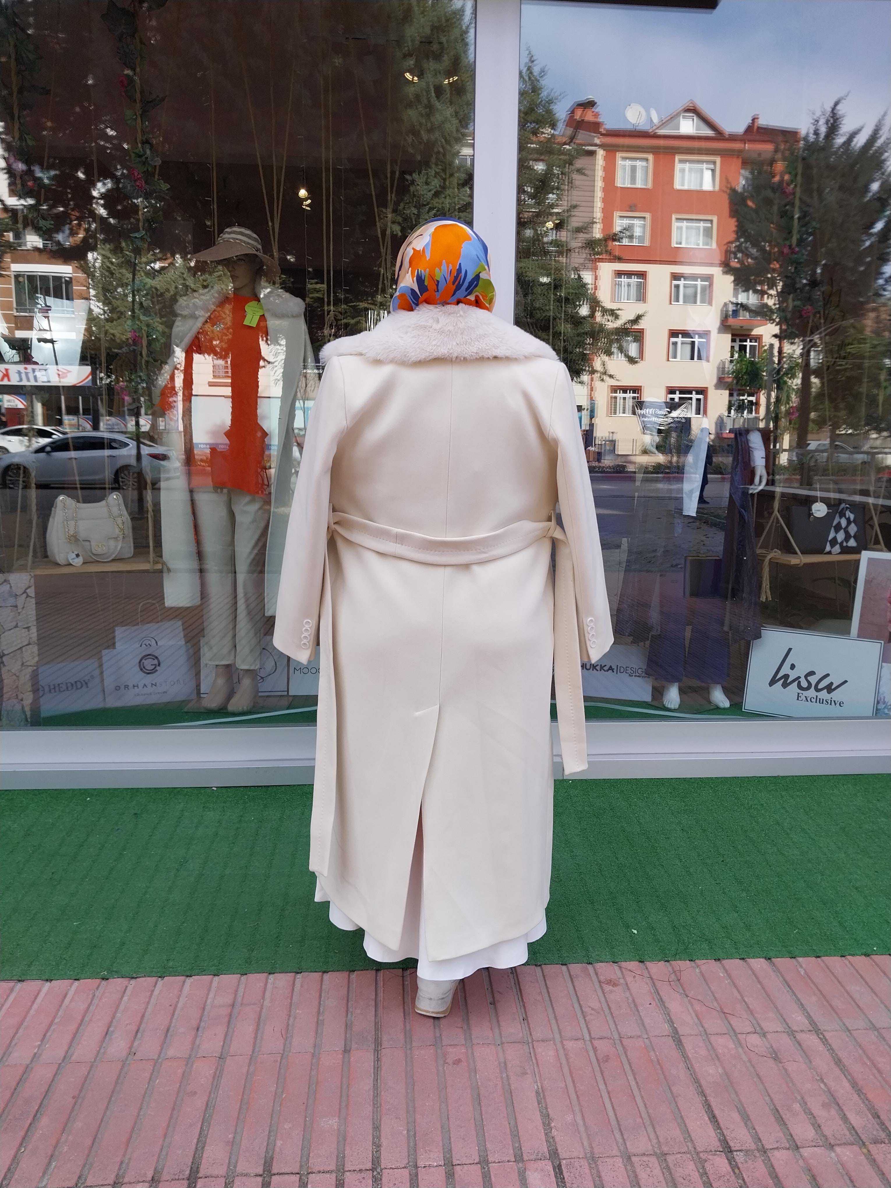 MİSSEMRAMİSS LADY KÜRKLÜ KAŞE KABAN KREM 4103