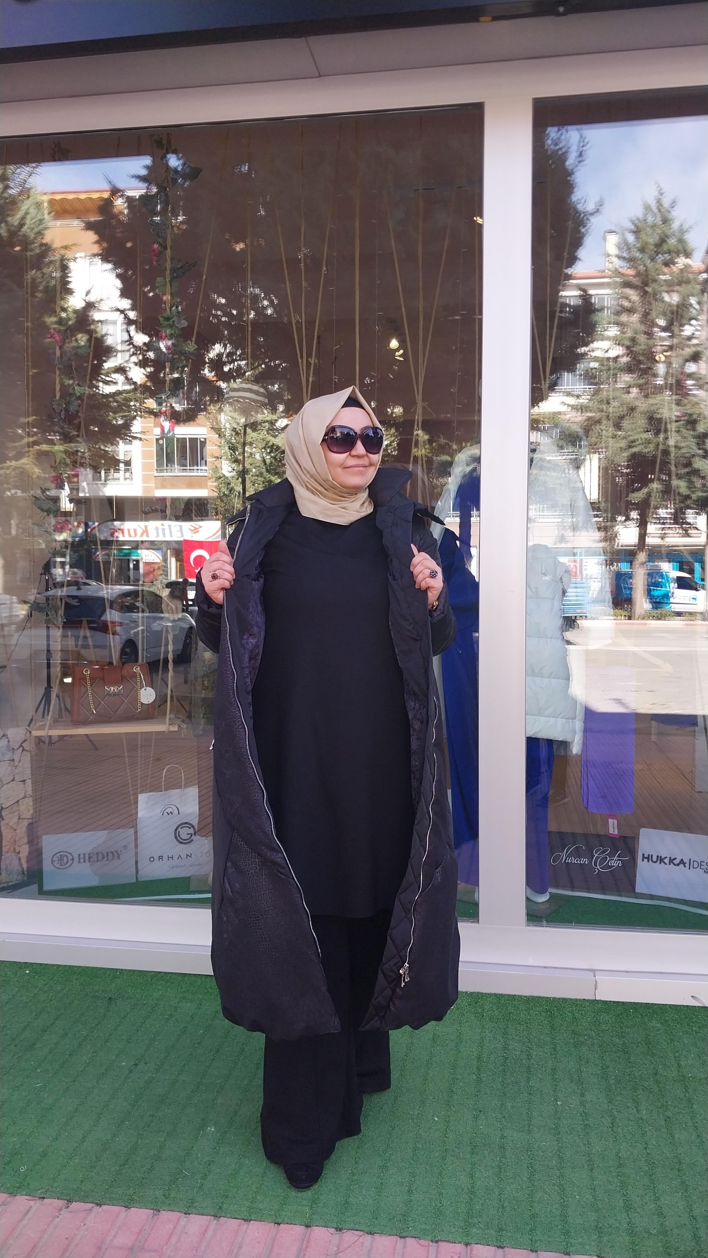 MİSSWHENCE FERMUAR DETAYLI DESENLİ UZUN ŞİŞME MONT SİYAH 34507