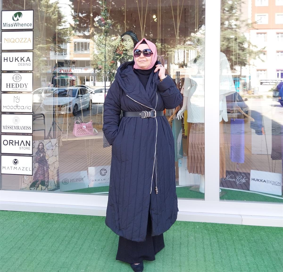 Misswhence Kemerli Şişme Pardesü Mont Siyah 34525