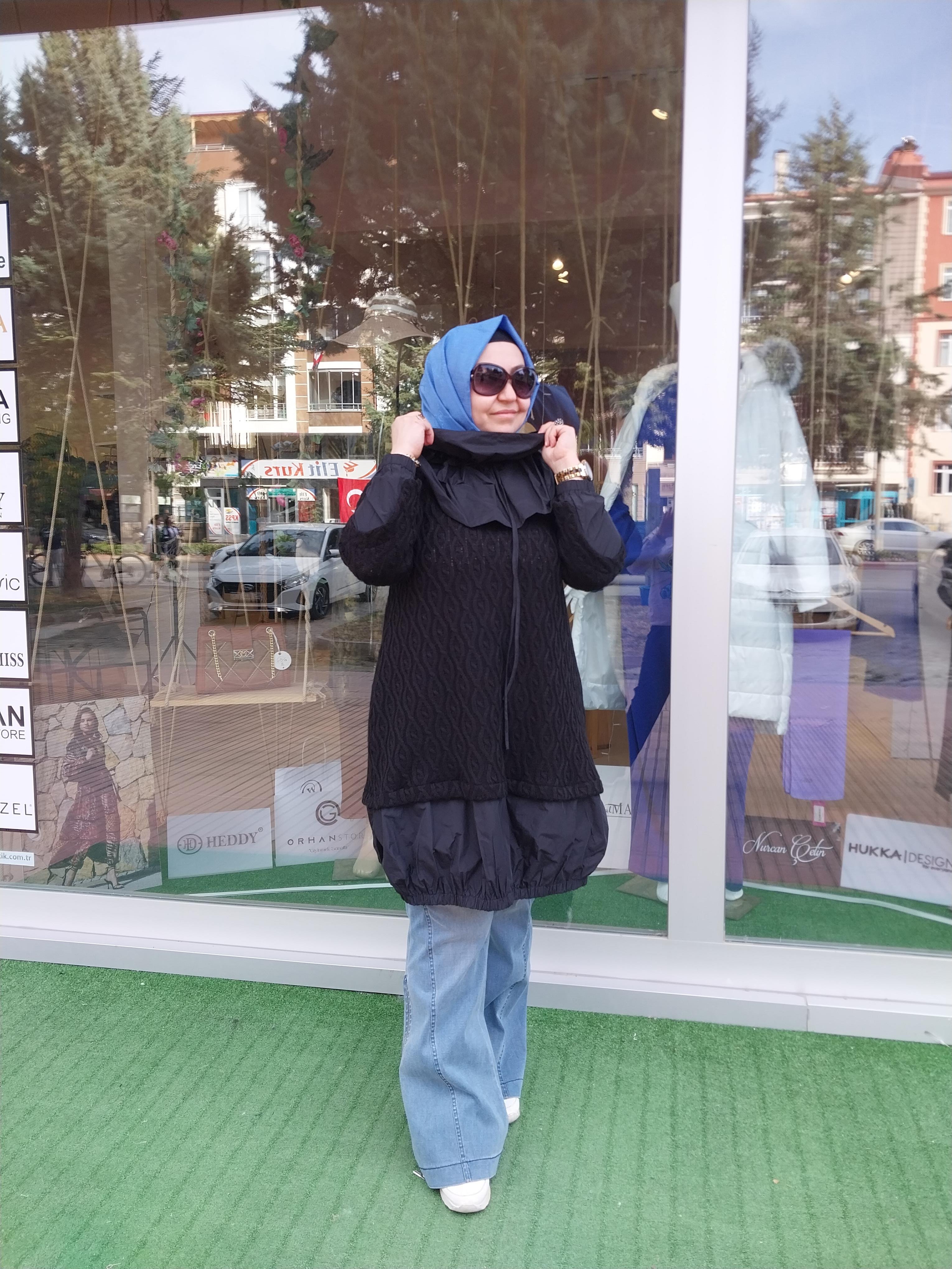 MİSSWHENCE PARAŞÜT DETAYLI SEYYAR BOYUNLUKLU TRİKO TUNİK SİYAH 34032
