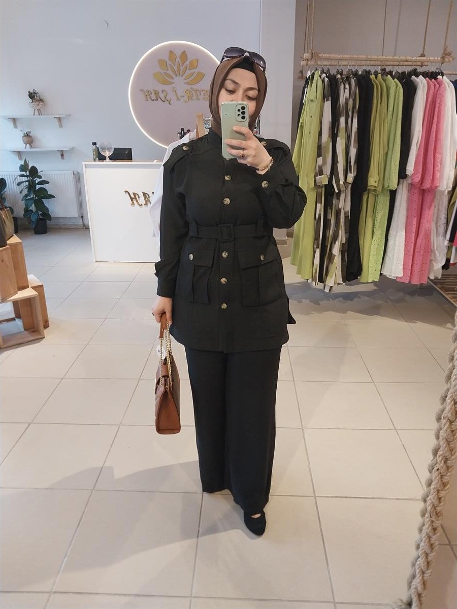 NURCAN ÇETİN DÜĞMELİ PANTOLONLU TAKIM SİYAH 23437
