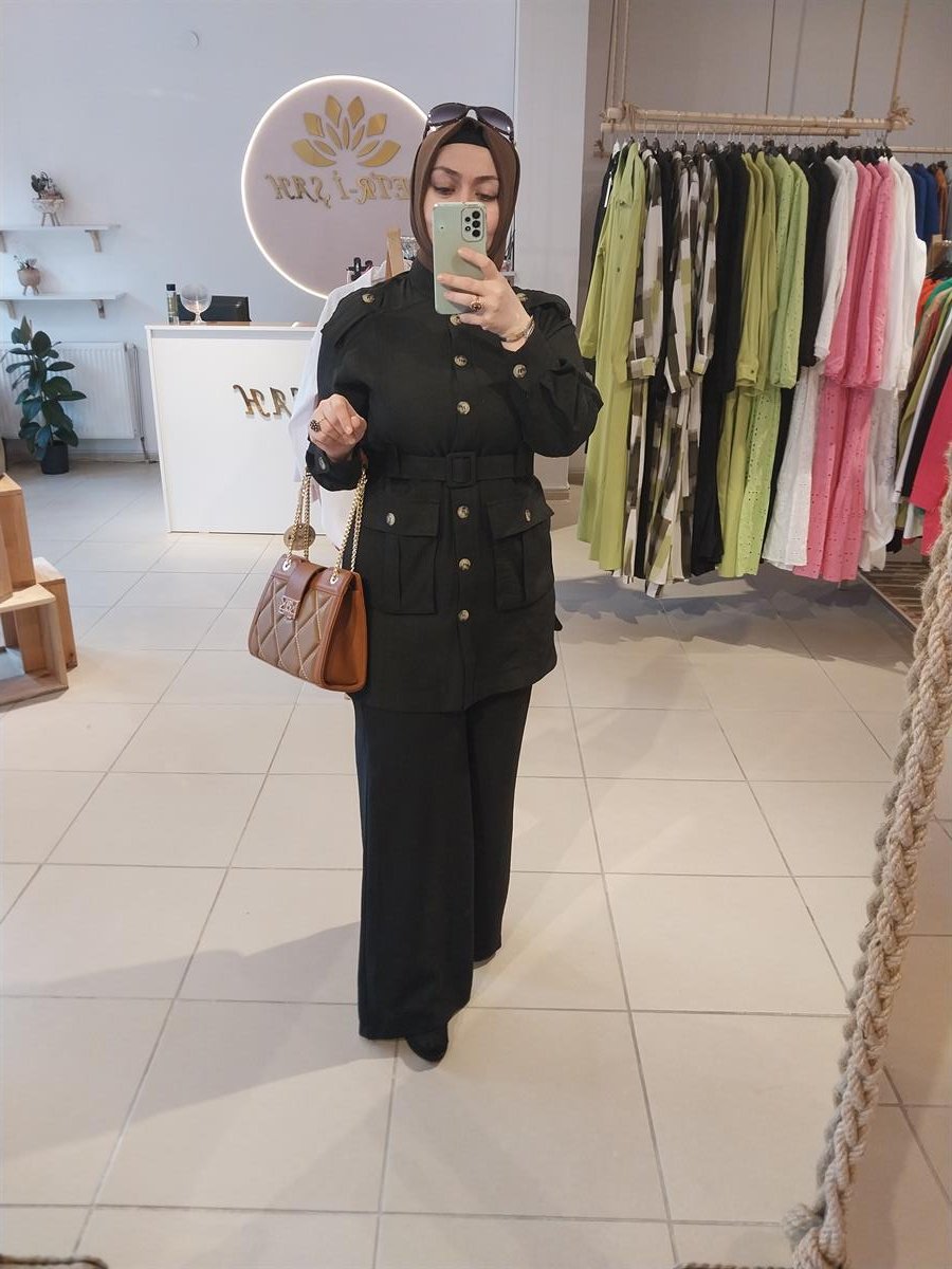NURCAN ÇETİN DÜĞMELİ PANTOLONLU TAKIM SİYAH 23437