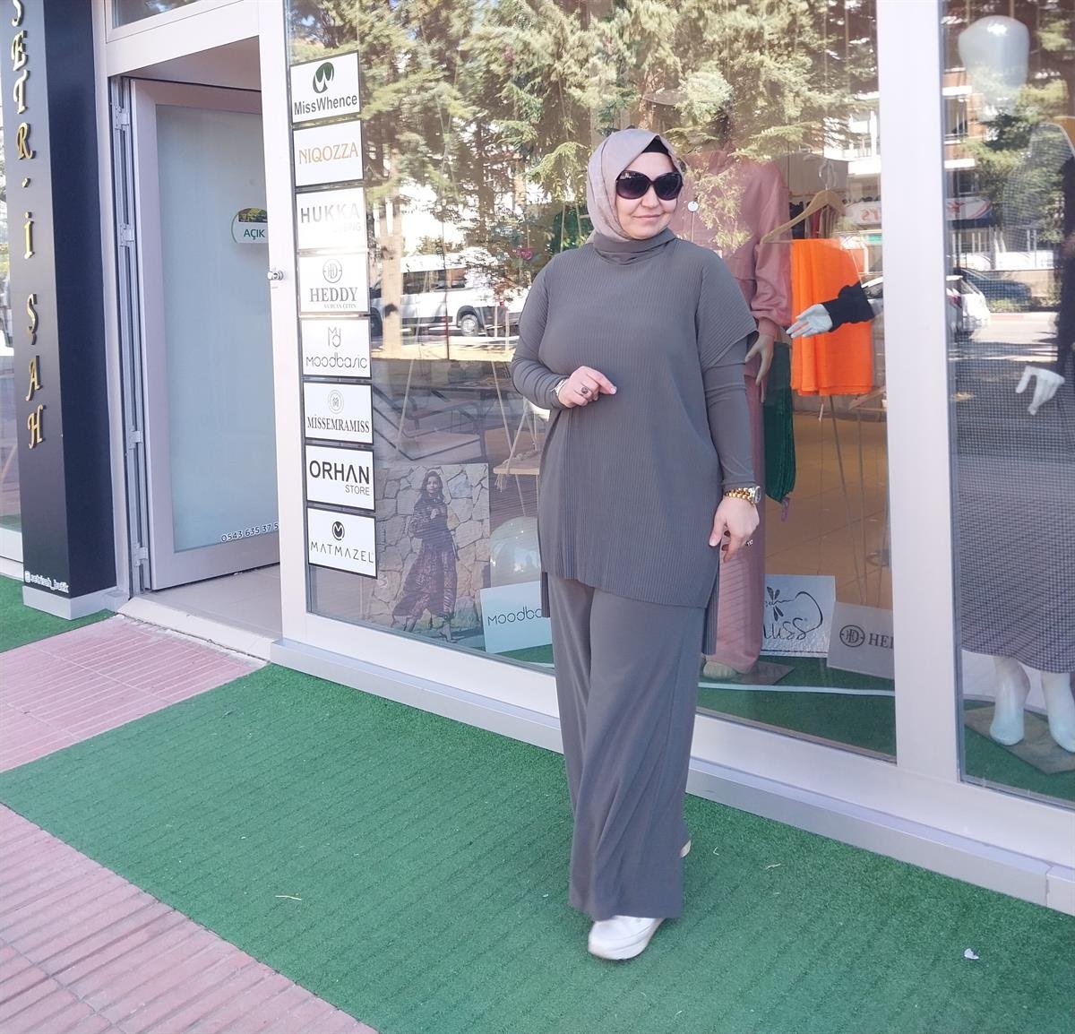 NURCAN ÇETİN FİTİL GÖRÜNÜMLÜ BOL PAÇA PANTOLONLU TAKIM HAKİ 23434