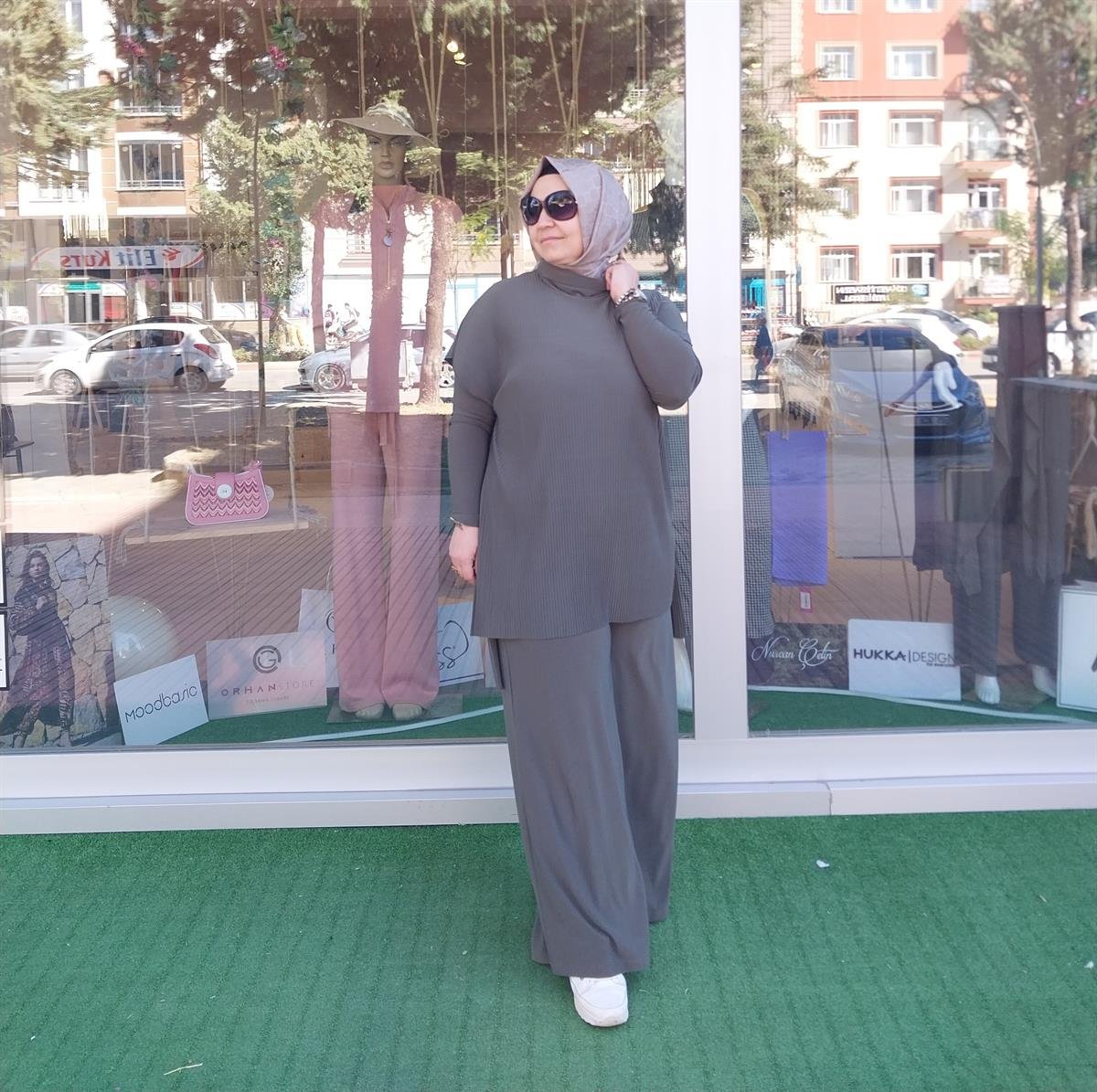 NURCAN ÇETİN FİTİL GÖRÜNÜMLÜ BOL PAÇA PANTOLONLU TAKIM HAKİ 23434