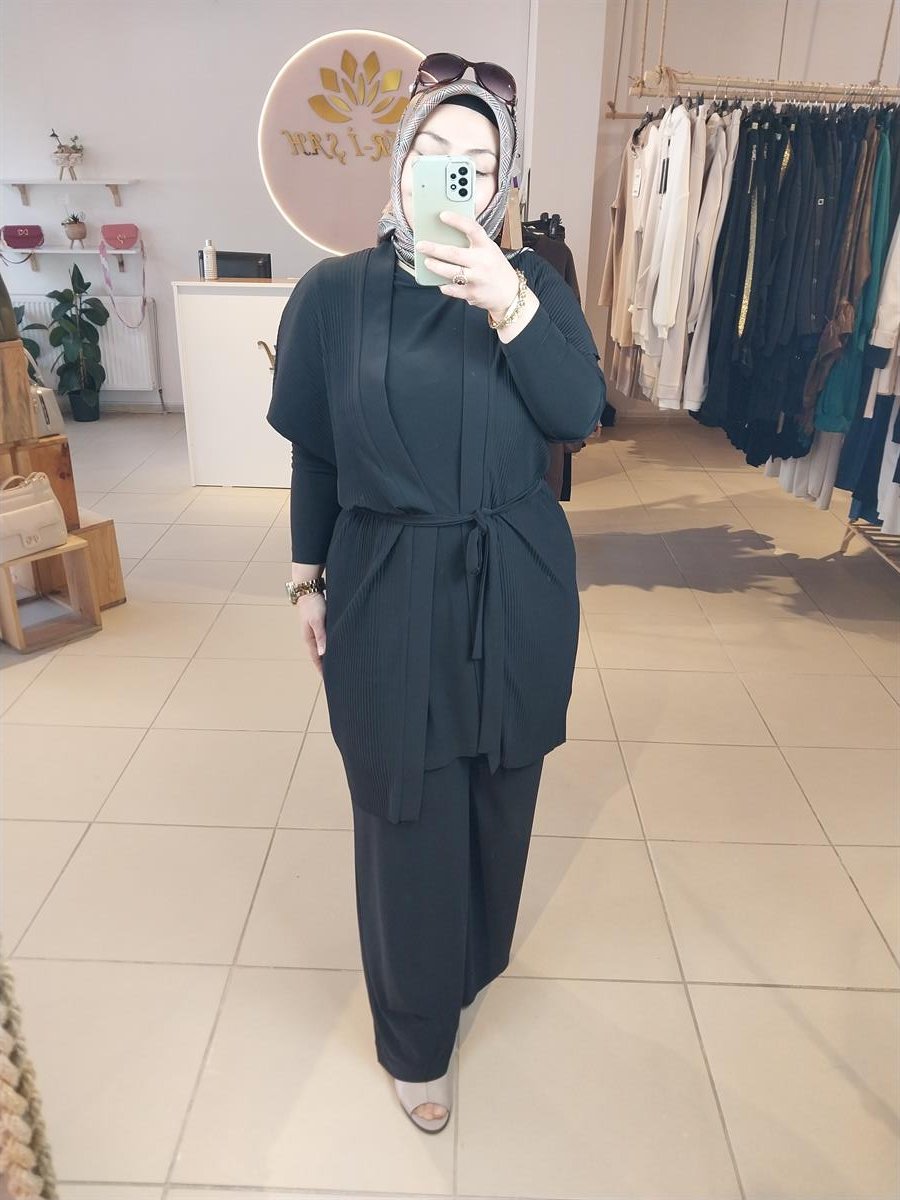 NURCAN ÇETİN FİTİL GÖRÜNÜMLÜ BOL PAÇA PANTOLONLU TAKIM SİYAH 23434