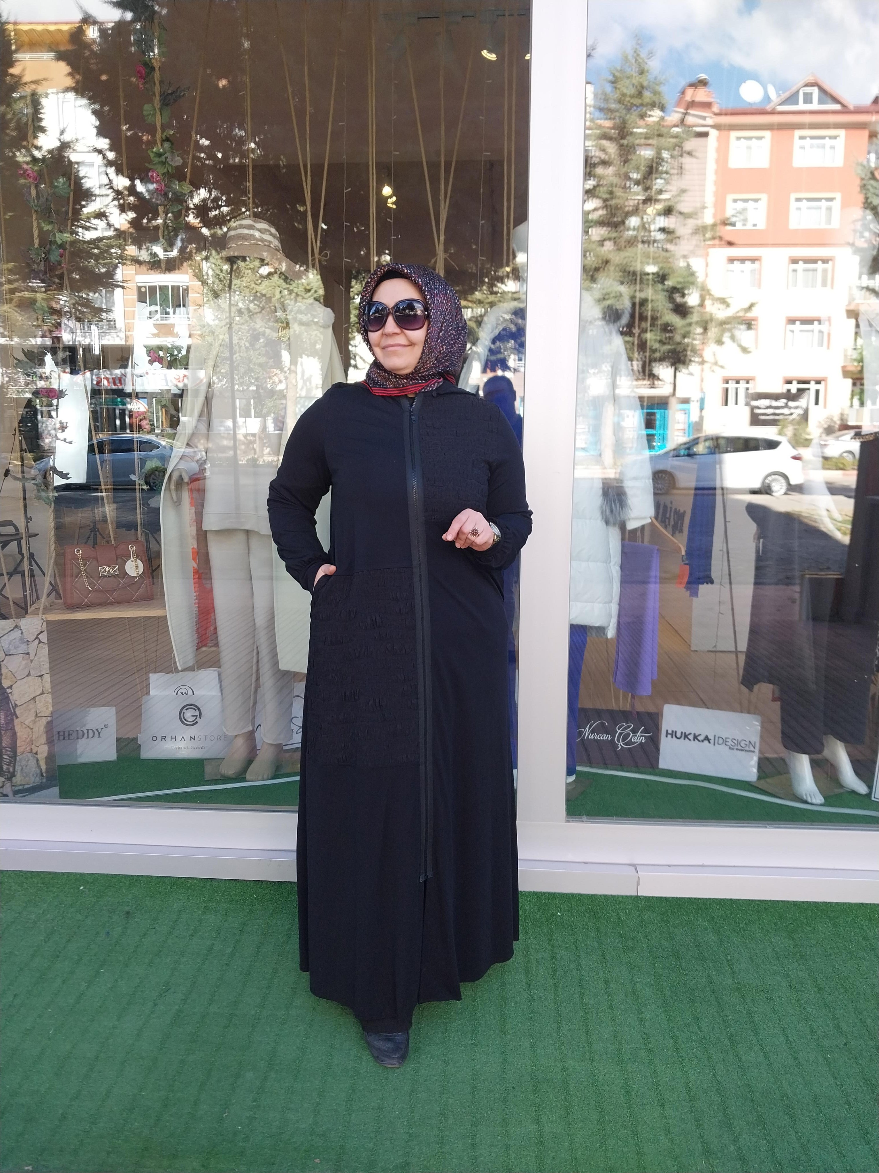 NURCAN ÇETİN KABARTMA DETAYLI FERACE SİYAH 23918