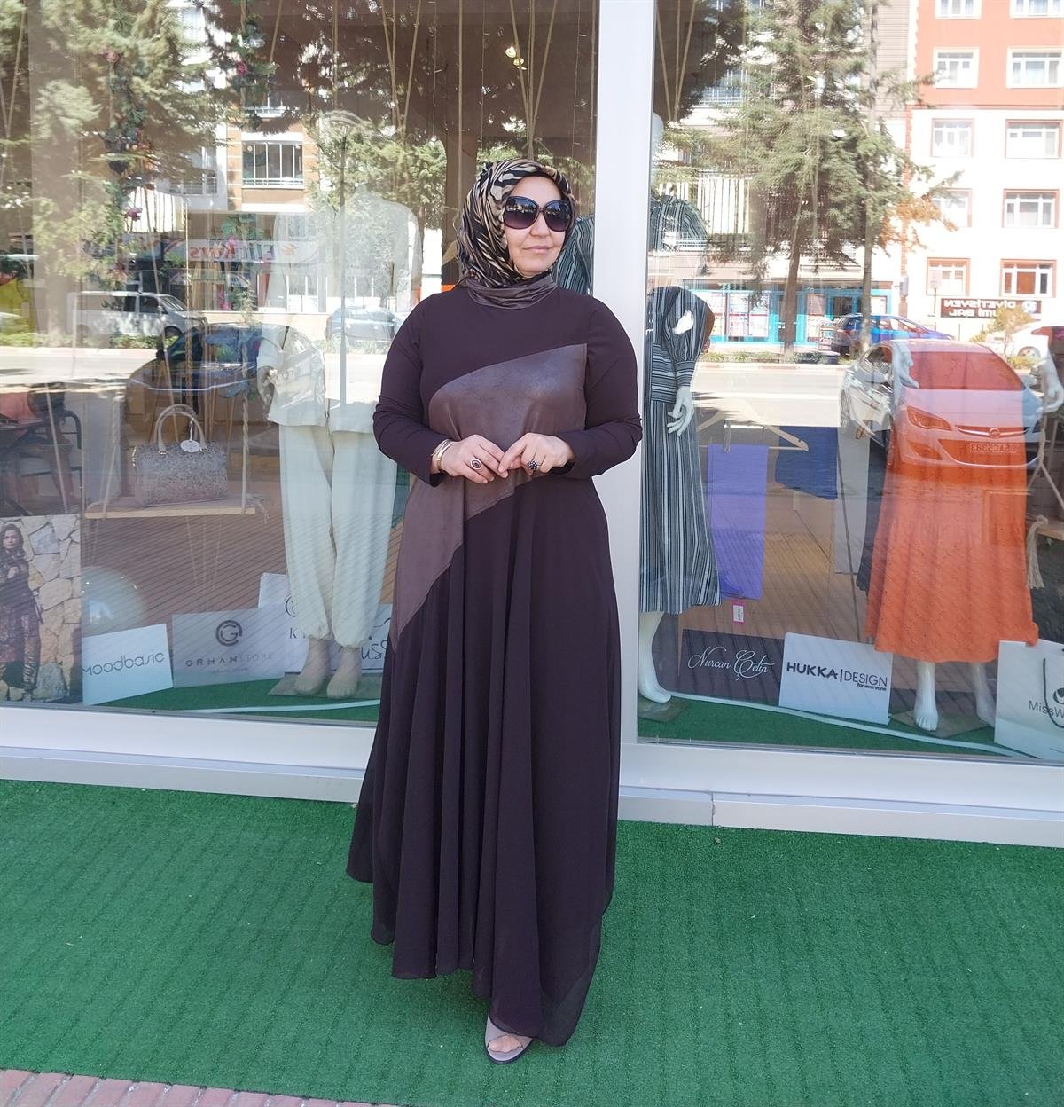 NURCAN ÇETİN YELEKLİ TAKIM ELBİSE KAHVE 24601