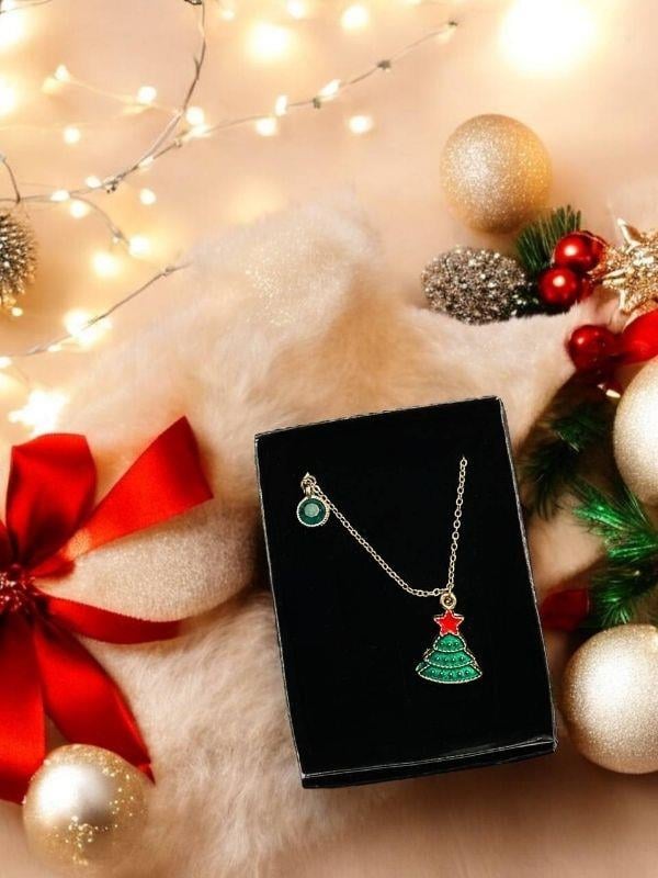 Yılbaşı Temalı Çam Ağacı Charmlı Tasarım Kolye (Kolye)